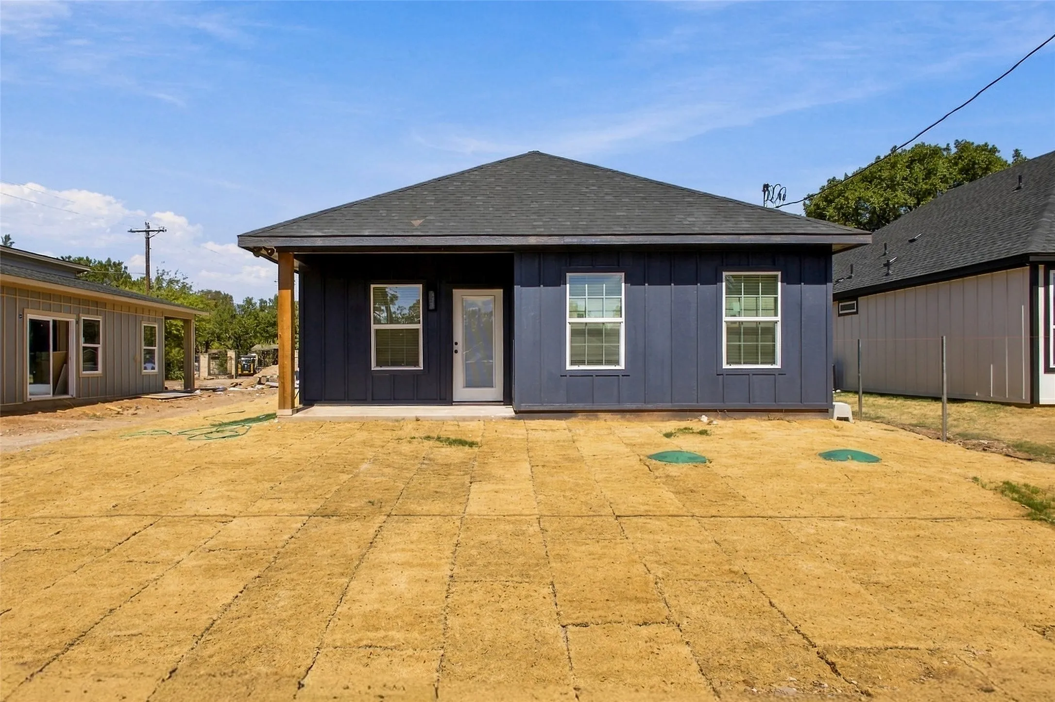 Single Family Residence For Sale in Hood County , 2721 Sycamore Court, Granbury, Texas 76048, 3 Bedroom, 3 Bathroom, Garage spaces, 1,347 Sqft, built in 2026, mls#21368555, Real Estate Agent in Granbury, Homes For Sale in Hood county, Homes For Sale in Granbury, Realtor in Granbury Texas, Real Estate Brokerage Independent Realty Texas, Luminita Cordes Realtor