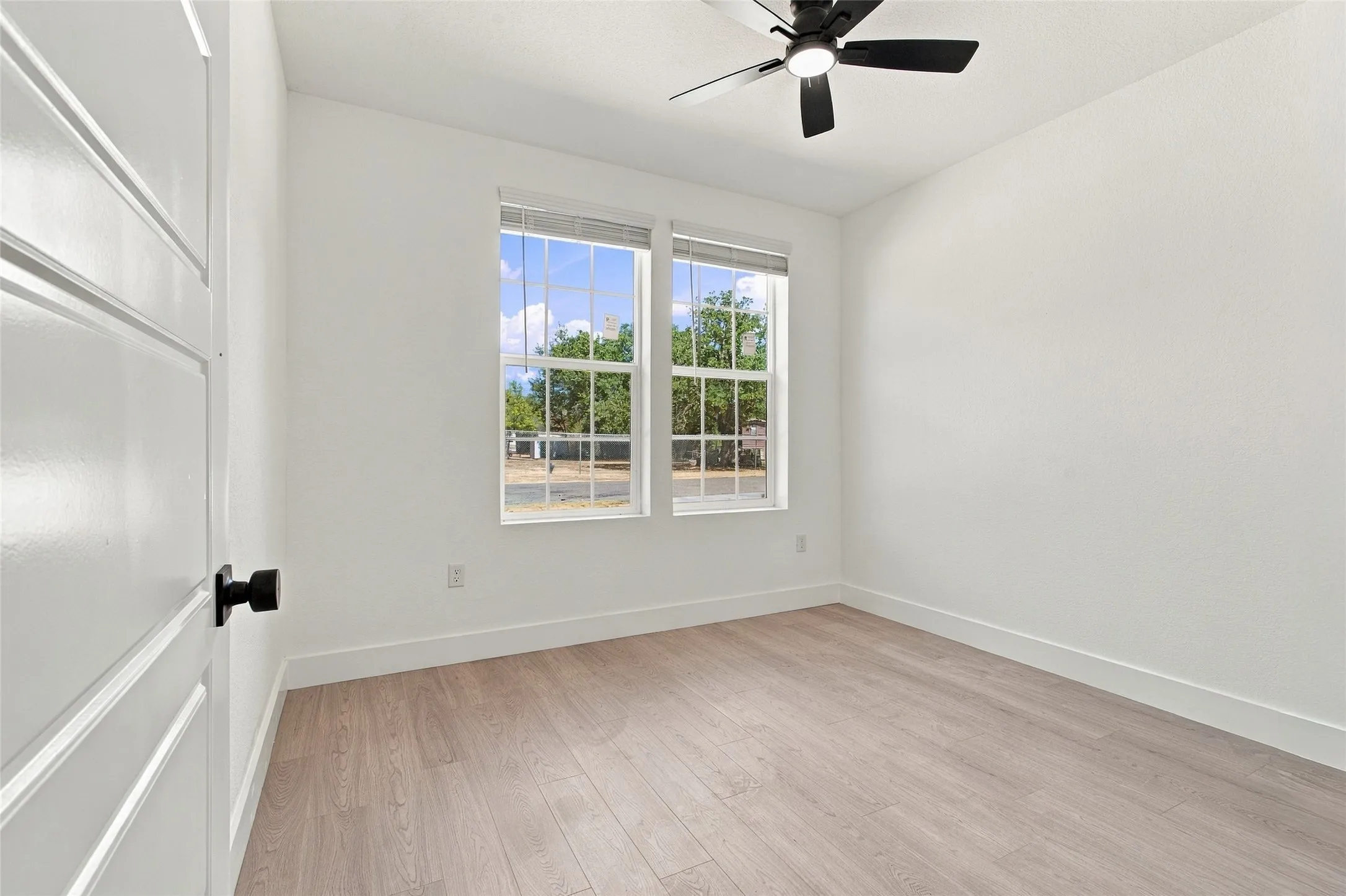 Single Family Residence For Sale in Hood County , 2721 Sycamore Court, Granbury, Texas 76048, 3 Bedroom, 3 Bathroom, Garage spaces, 1,347 Sqft, built in 2026, mls#21368555, Real Estate Agent in Granbury, Homes For Sale in Hood county, Homes For Sale in Granbury, Realtor in Granbury Texas, Real Estate Brokerage Independent Realty Texas, Luminita Cordes Realtor
