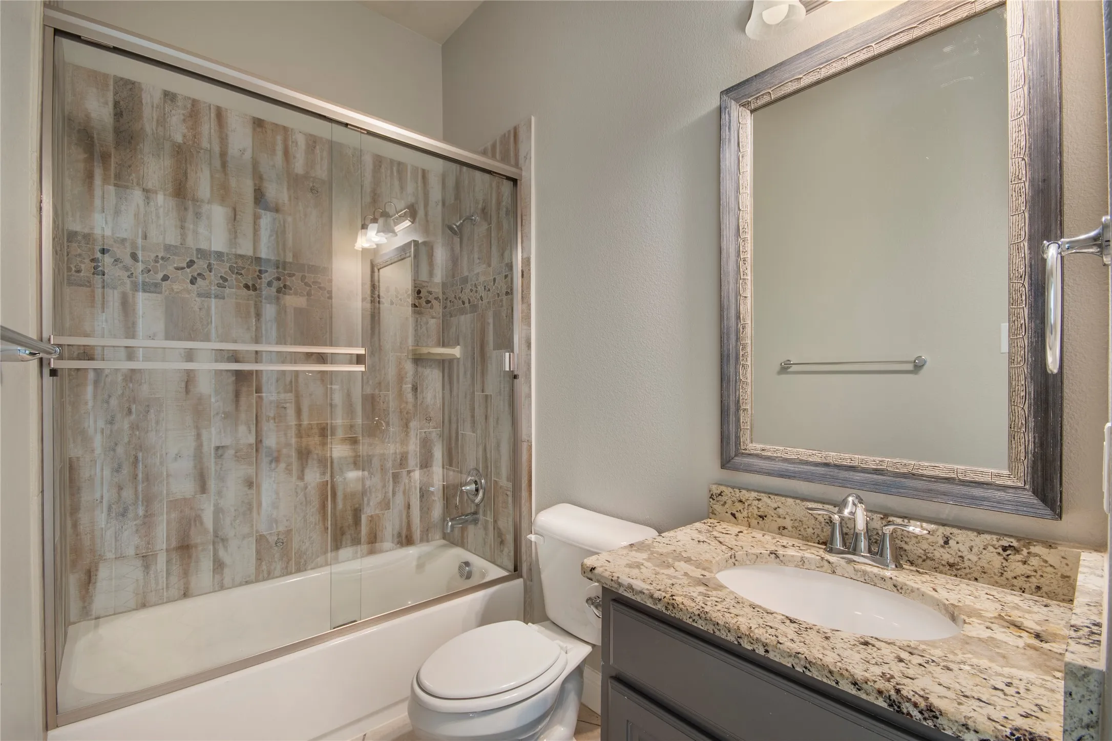 Single Family Residence For Sale in Collin County , 3248 Sky Lane, Celina, Texas 75009, 4 Bedroom, 3 Bathroom, 2 Garage spaces, 3,394 Sqft, built in 2017, mls#21390983, Real Estate Agent in Celina, Homes For Sale in Collin county, Homes For Sale in Celina, Realtor in Celina Texas, Real Estate Brokerage Independent Realty Texas, Luminita Cordes Realtor