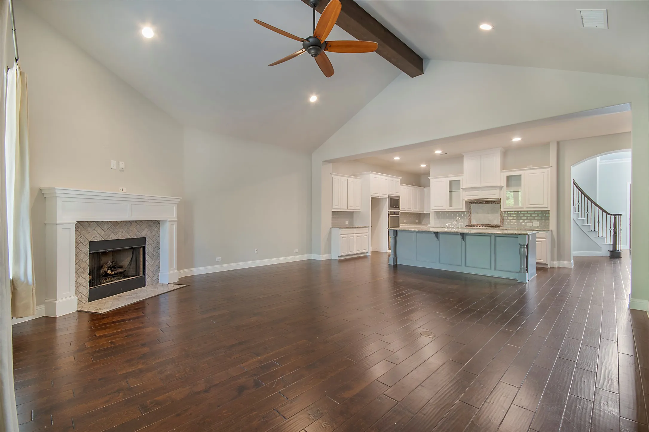 Single Family Residence For Sale in Collin County , 3248 Sky Lane, Celina, Texas 75009, 4 Bedroom, 3 Bathroom, 2 Garage spaces, 3,394 Sqft, built in 2017, mls#21390983, Real Estate Agent in Celina, Homes For Sale in Collin county, Homes For Sale in Celina, Realtor in Celina Texas, Real Estate Brokerage Independent Realty Texas, Luminita Cordes Realtor