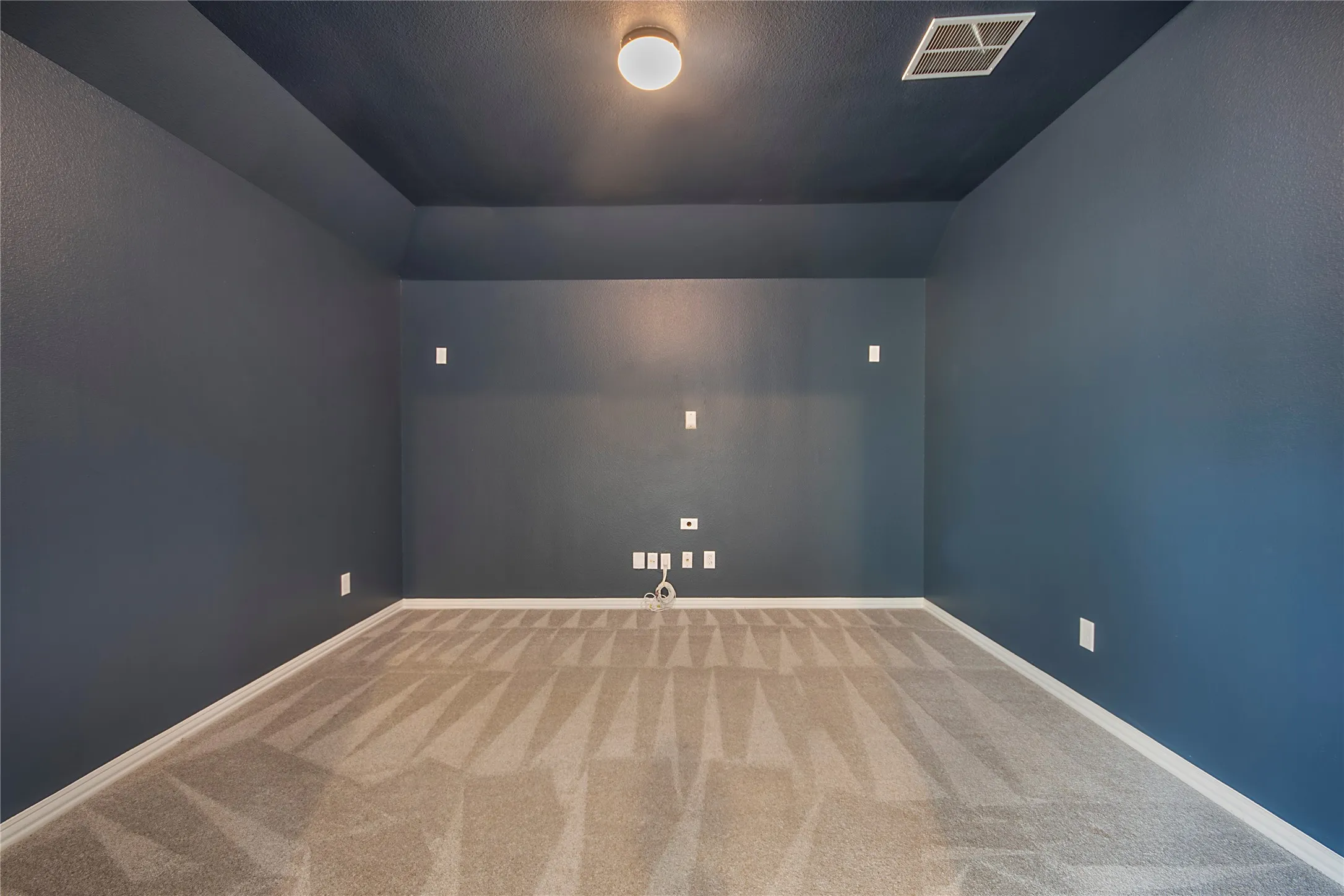 Single Family Residence For Sale in Collin County , 3248 Sky Lane, Celina, Texas 75009, 4 Bedroom, 3 Bathroom, 2 Garage spaces, 3,394 Sqft, built in 2017, mls#21390983, Real Estate Agent in Celina, Homes For Sale in Collin county, Homes For Sale in Celina, Realtor in Celina Texas, Real Estate Brokerage Independent Realty Texas, Luminita Cordes Realtor