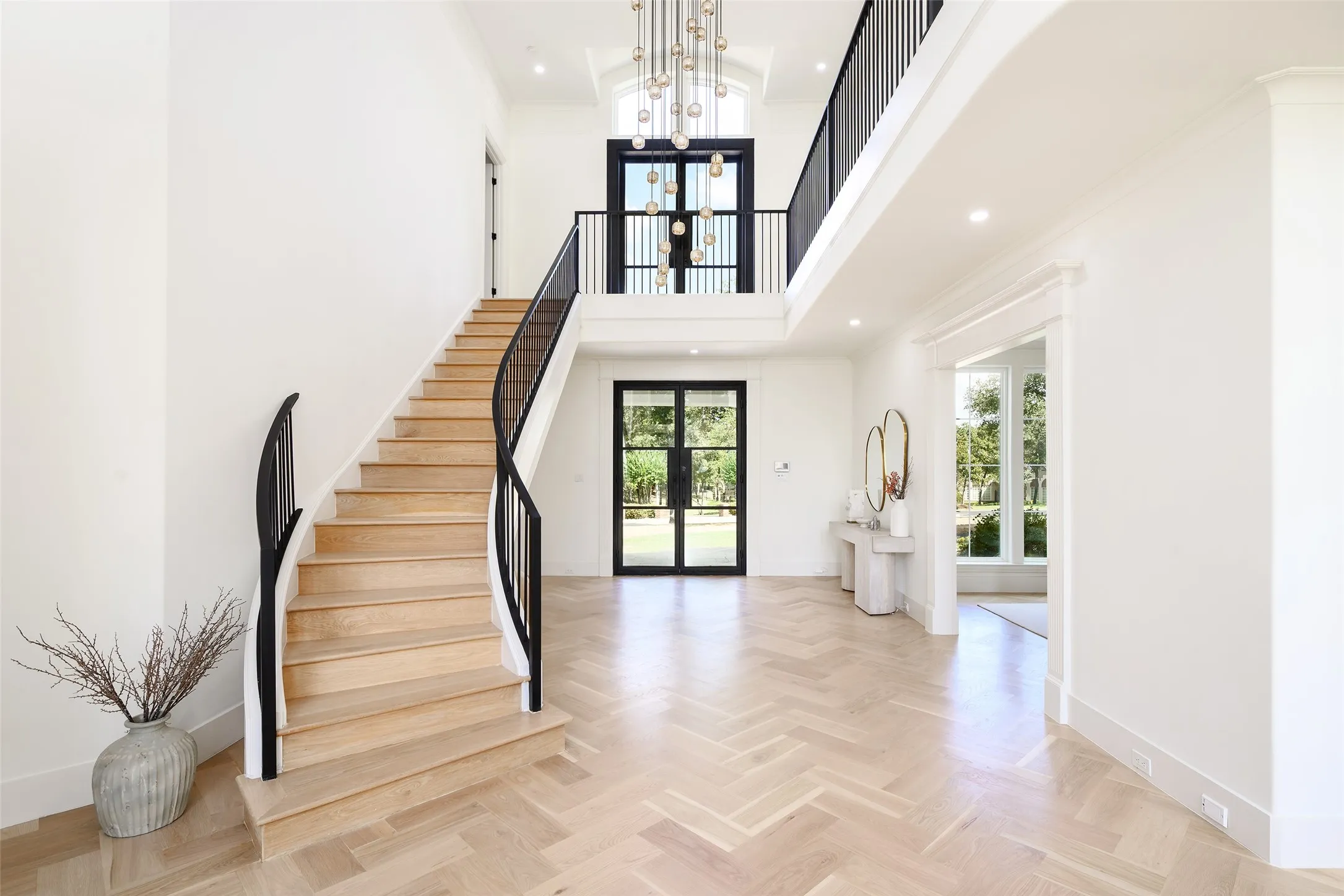Single Family Residence For Sale in Denton County , 6001 Pine Valley Drive, Flower Mound, Texas 75022, 6 Bedroom, 7 Bathroom, 3 Garage spaces, 7,012 Sqft, built in 1996, mls#21383513, Real Estate Agent in Flower Mound, Homes For Sale in Denton county, Homes For Sale in Flower Mound, Realtor in Flower Mound Texas, Real Estate Brokerage Independent Realty Texas, Luminita Cordes Realtor