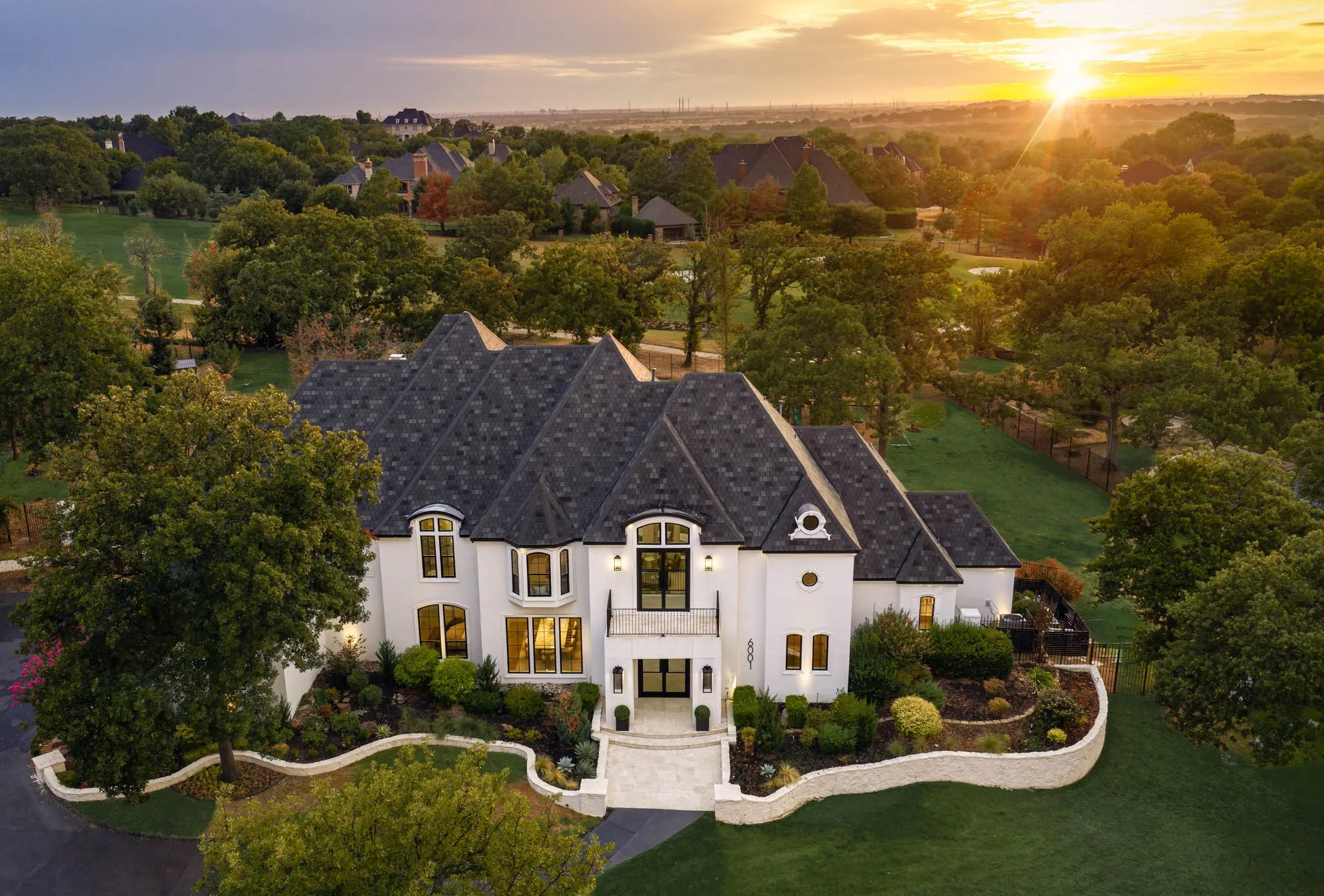 Single Family Residence For Sale in Denton County , 6001 Pine Valley Drive, Flower Mound, Texas 75022, 6 Bedroom, 7 Bathroom, 3 Garage spaces, 7,012 Sqft, built in 1996, mls#21383513, Real Estate Agent in Flower Mound, Homes For Sale in Denton county, Homes For Sale in Flower Mound, Realtor in Flower Mound Texas, Real Estate Brokerage Independent Realty Texas, Luminita Cordes Realtor