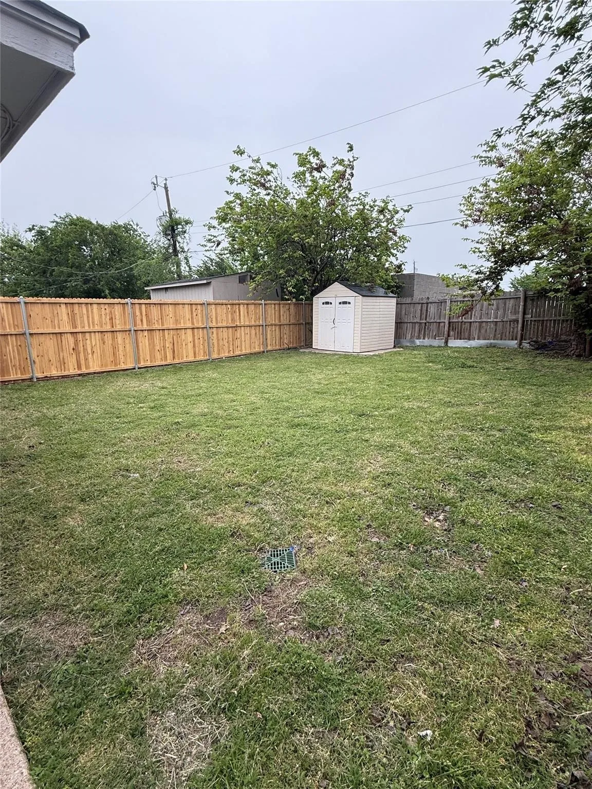 Single Family Residence For Sale in Collin County , 9672 & 9674 Windy Ridge Road, Frisco, Texas 75033, 4 Bedroom, 2 Bathroom, Garage spaces, 2,244 Sqft, built in 1983, mls#21391471, Real Estate Agent in Frisco, Homes For Sale in Collin county, Homes For Sale in Frisco, Realtor in Frisco Texas, Real Estate Brokerage Independent Realty Texas, Luminita Cordes Realtor