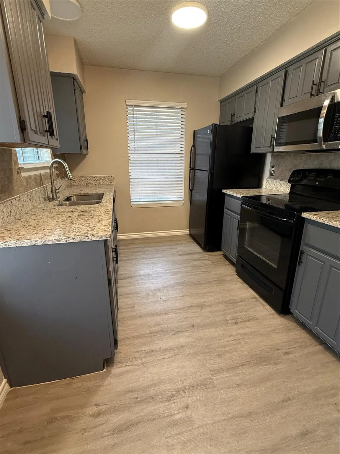 Single Family Residence For Sale in Collin County , 9672 & 9674 Windy Ridge Road, Frisco, Texas 75033, 4 Bedroom, 2 Bathroom, Garage spaces, 2,244 Sqft, built in 1983, mls#21391471, Real Estate Agent in Frisco, Homes For Sale in Collin county, Homes For Sale in Frisco, Realtor in Frisco Texas, Real Estate Brokerage Independent Realty Texas, Luminita Cordes Realtor
