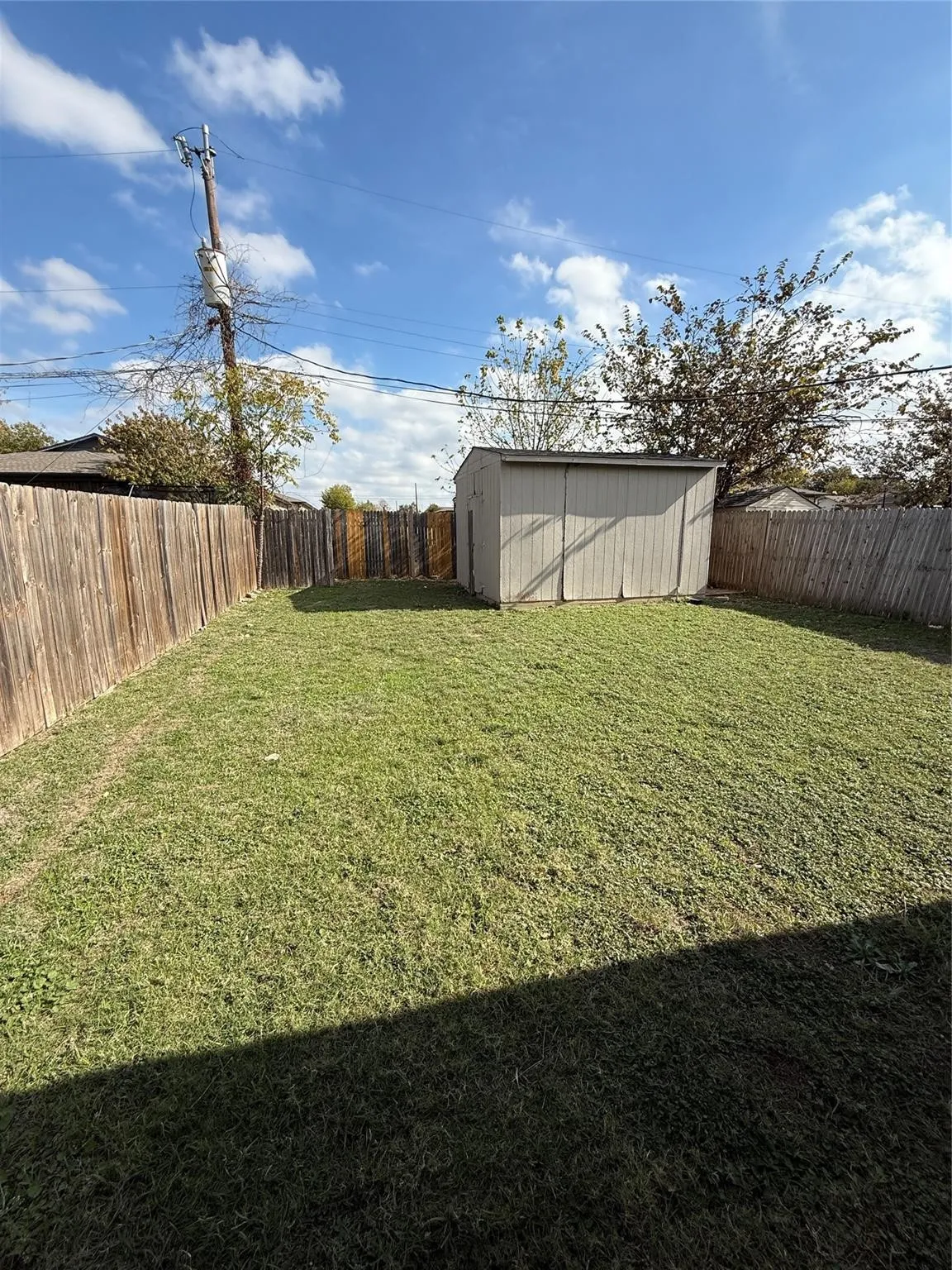Single Family Residence For Sale in Collin County , 9672 & 9674 Windy Ridge Road, Frisco, Texas 75033, 4 Bedroom, 2 Bathroom, Garage spaces, 2,244 Sqft, built in 1983, mls#21391471, Real Estate Agent in Frisco, Homes For Sale in Collin county, Homes For Sale in Frisco, Realtor in Frisco Texas, Real Estate Brokerage Independent Realty Texas, Luminita Cordes Realtor
