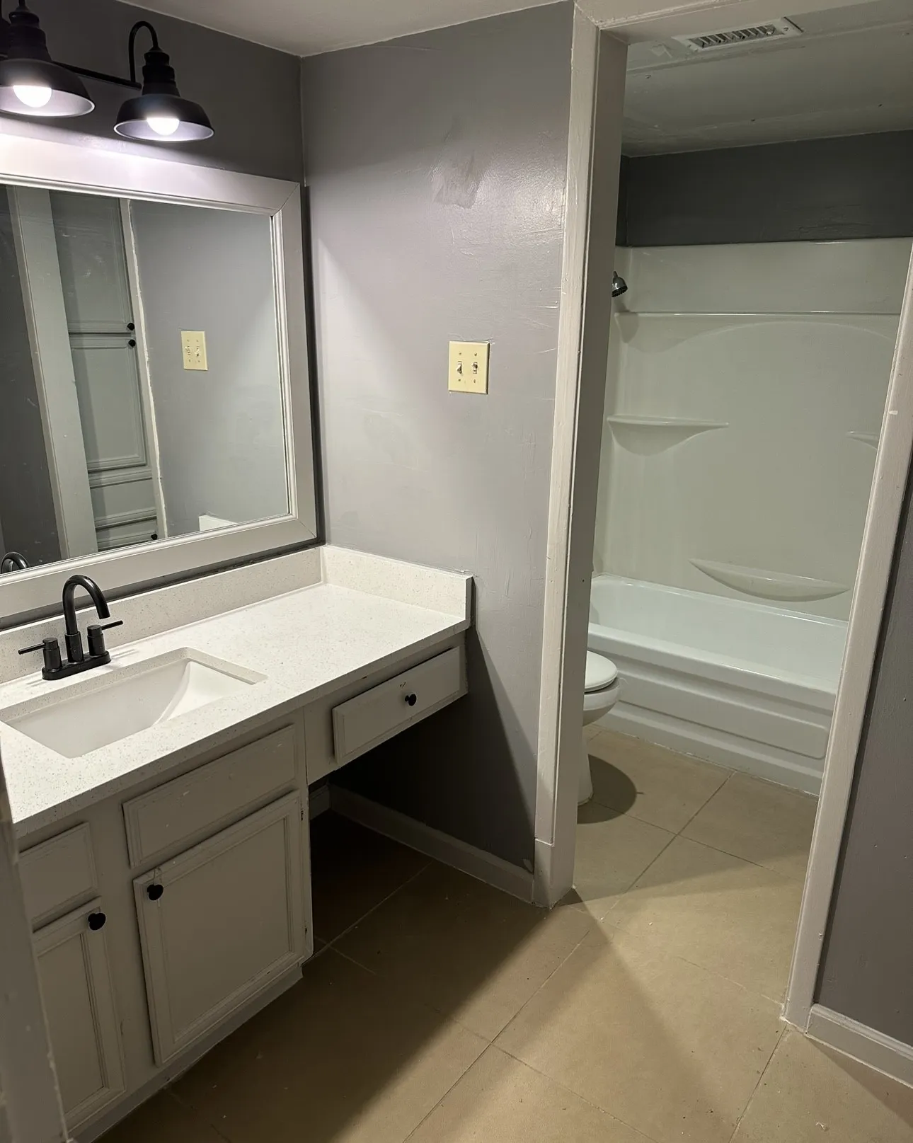 Condominium For Rent in Dallas County , 9170 Forest Lane 235, Dallas, Texas 75243, 1 Bedroom, 1 Bathroom, Garage spaces, 638 Sqft, built in 1981, mls#21390200, Real Estate Agent in Dallas, Homes For Rent in Dallas county, Homes For Rent in Dallas, Realtor in Dallas Texas, Real Estate Brokerage Independent Realty Texas, Luminita Cordes Realtor