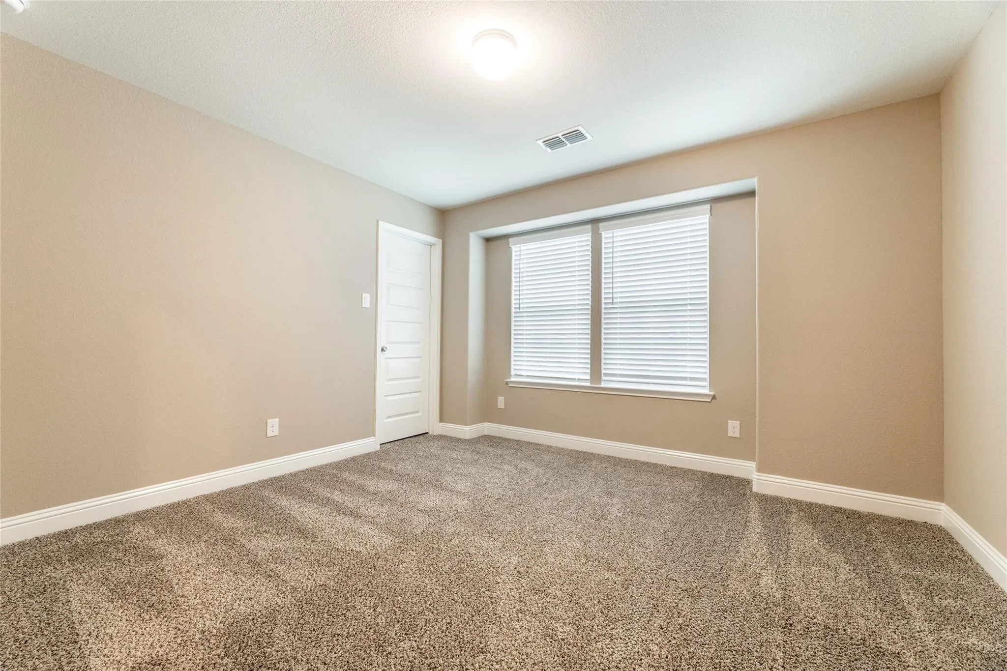 Single Family Residence For Rent in Collin County , 1532 Turf Lane, Allen, Texas 75002, 4 Bedroom, 3 Bathroom, 2 Garage spaces, 2,414 Sqft, built in 2020, mls#21391473, Real Estate Agent in Allen, Homes For Rent in Collin county, Homes For Rent in Allen, Realtor in Allen Texas, Real Estate Brokerage Independent Realty Texas, Luminita Cordes Realtor