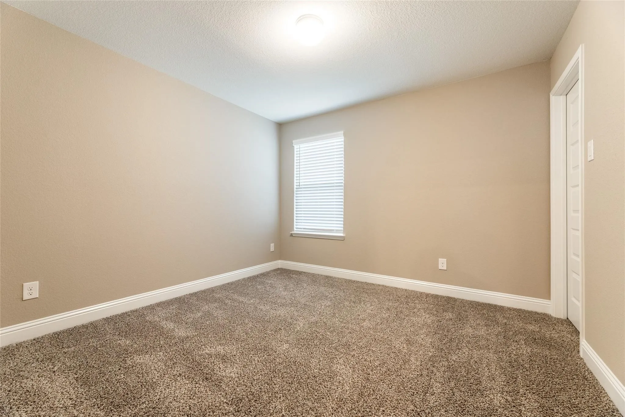Single Family Residence For Rent in Collin County , 1532 Turf Lane, Allen, Texas 75002, 4 Bedroom, 3 Bathroom, 2 Garage spaces, 2,414 Sqft, built in 2020, mls#21391473, Real Estate Agent in Allen, Homes For Rent in Collin county, Homes For Rent in Allen, Realtor in Allen Texas, Real Estate Brokerage Independent Realty Texas, Luminita Cordes Realtor