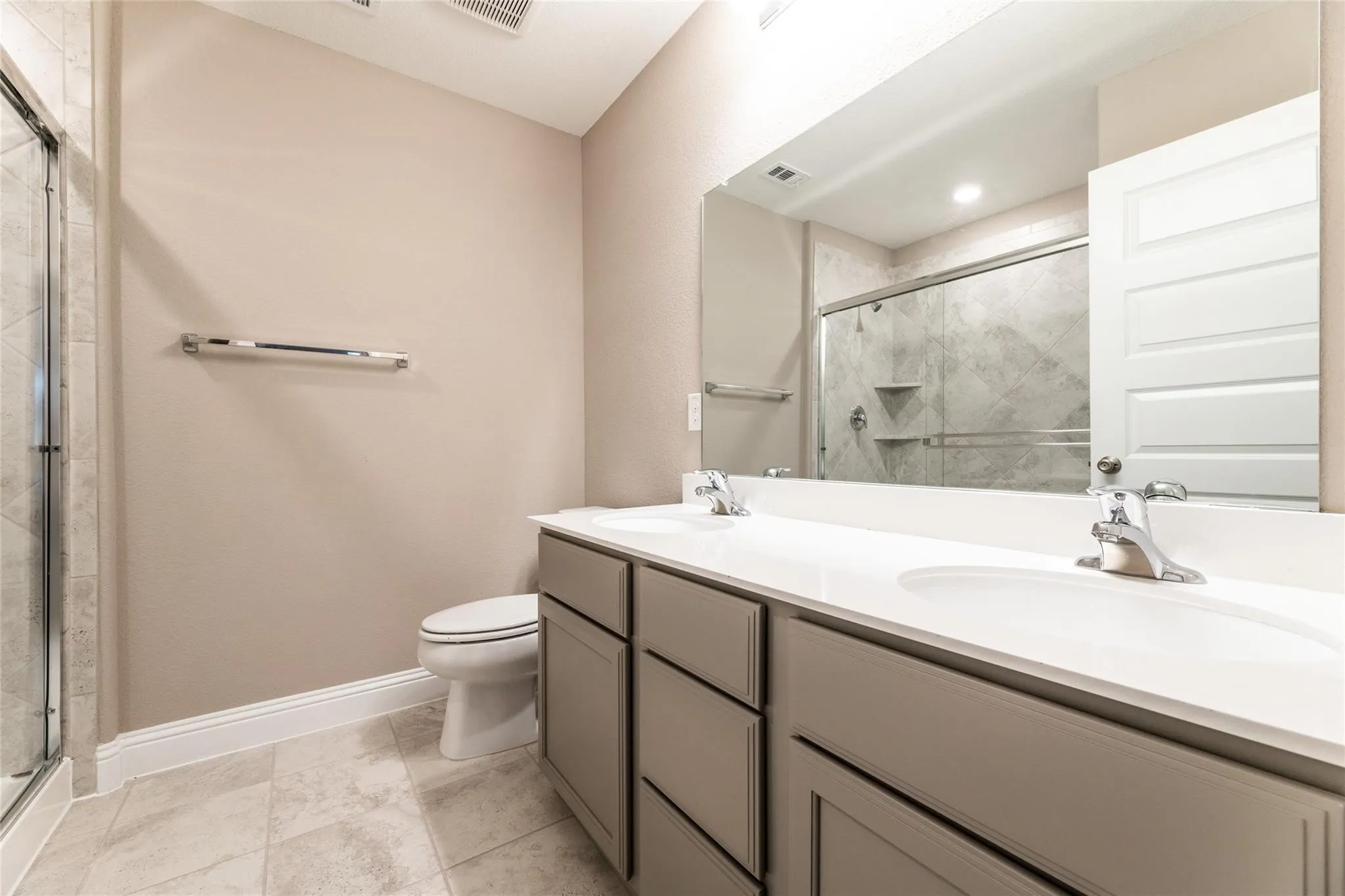 Single Family Residence For Rent in Collin County , 1532 Turf Lane, Allen, Texas 75002, 4 Bedroom, 3 Bathroom, 2 Garage spaces, 2,414 Sqft, built in 2020, mls#21391473, Real Estate Agent in Allen, Homes For Rent in Collin county, Homes For Rent in Allen, Realtor in Allen Texas, Real Estate Brokerage Independent Realty Texas, Luminita Cordes Realtor