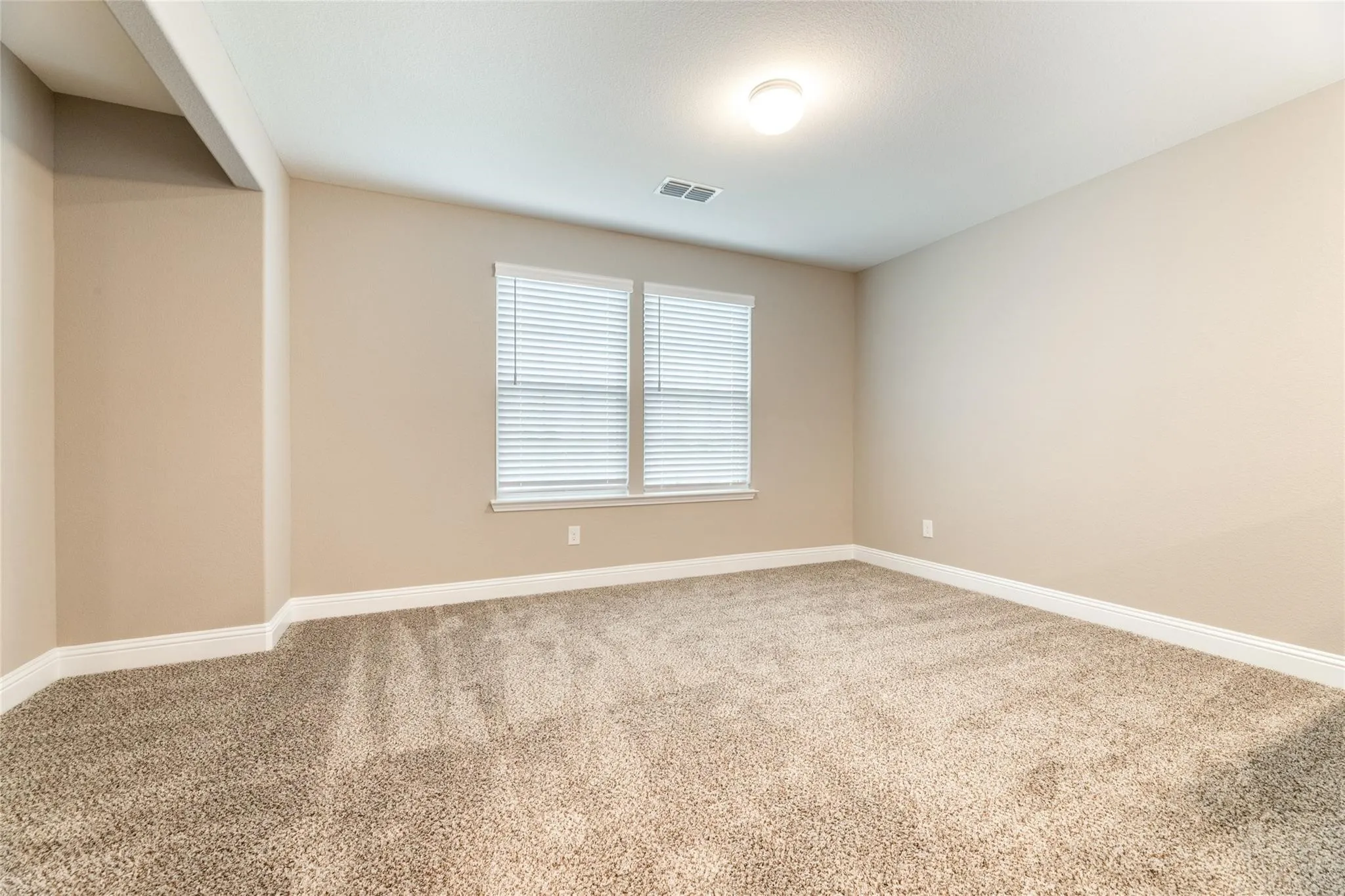 Single Family Residence For Rent in Collin County , 1532 Turf Lane, Allen, Texas 75002, 4 Bedroom, 3 Bathroom, 2 Garage spaces, 2,414 Sqft, built in 2020, mls#21391473, Real Estate Agent in Allen, Homes For Rent in Collin county, Homes For Rent in Allen, Realtor in Allen Texas, Real Estate Brokerage Independent Realty Texas, Luminita Cordes Realtor