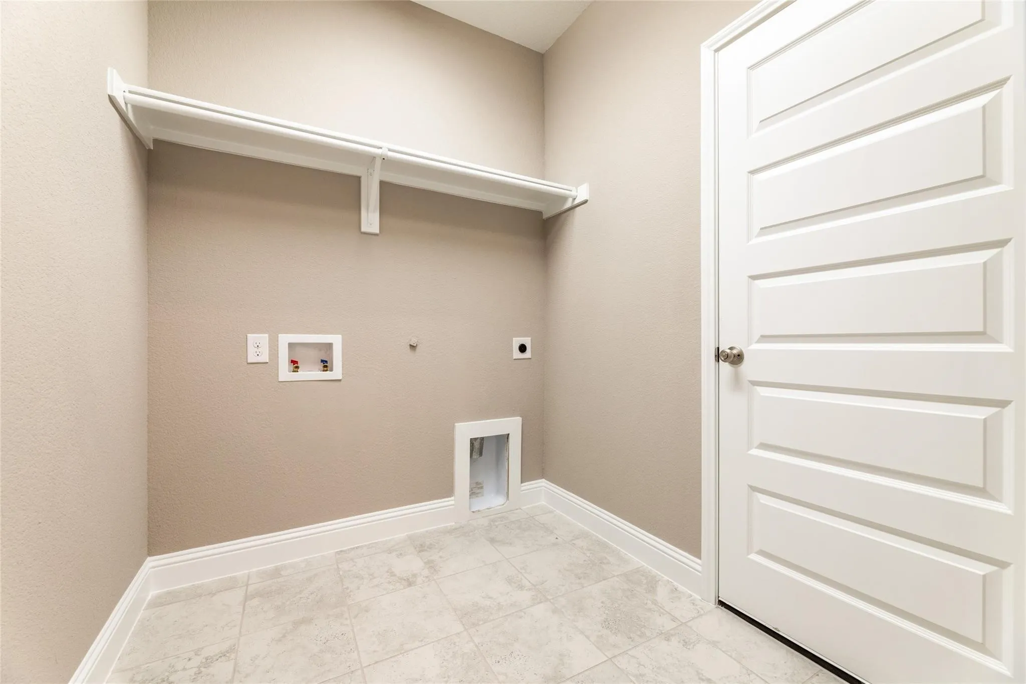 Single Family Residence For Rent in Collin County , 1532 Turf Lane, Allen, Texas 75002, 4 Bedroom, 3 Bathroom, 2 Garage spaces, 2,414 Sqft, built in 2020, mls#21391473, Real Estate Agent in Allen, Homes For Rent in Collin county, Homes For Rent in Allen, Realtor in Allen Texas, Real Estate Brokerage Independent Realty Texas, Luminita Cordes Realtor