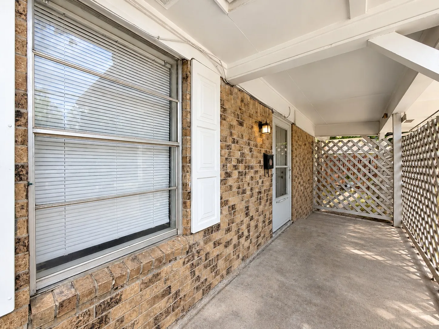 Single Family Residence For Rent in Collin County , 1613 N College Street, Mc Kinney, Texas 75069, 2 Bedroom, 1 Bathroom, Garage spaces, 1,696 Sqft, built in 1980, mls#21391470, Real Estate Agent in Mc Kinney, Homes For Rent in Collin county, Homes For Rent in Mc Kinney, Realtor in Mc Kinney Texas, Real Estate Brokerage Independent Realty Texas, Luminita Cordes Realtor