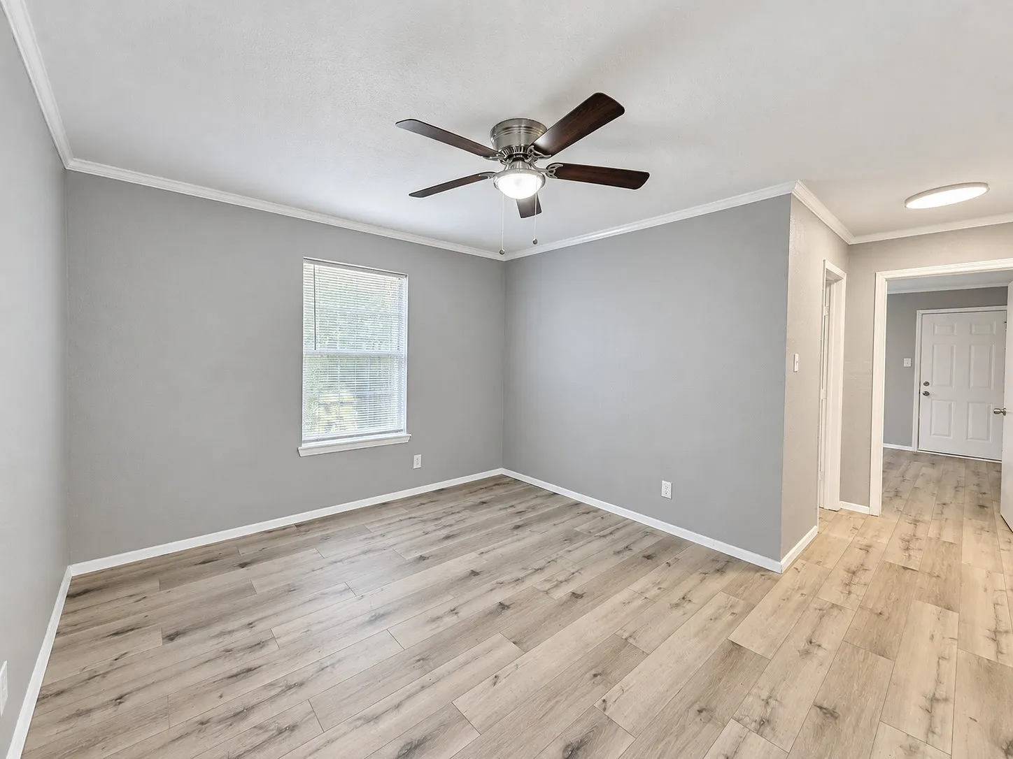 Single Family Residence For Rent in Collin County , 1613 N College Street, Mc Kinney, Texas 75069, 2 Bedroom, 1 Bathroom, Garage spaces, 1,696 Sqft, built in 1980, mls#21391470, Real Estate Agent in Mc Kinney, Homes For Rent in Collin county, Homes For Rent in Mc Kinney, Realtor in Mc Kinney Texas, Real Estate Brokerage Independent Realty Texas, Luminita Cordes Realtor