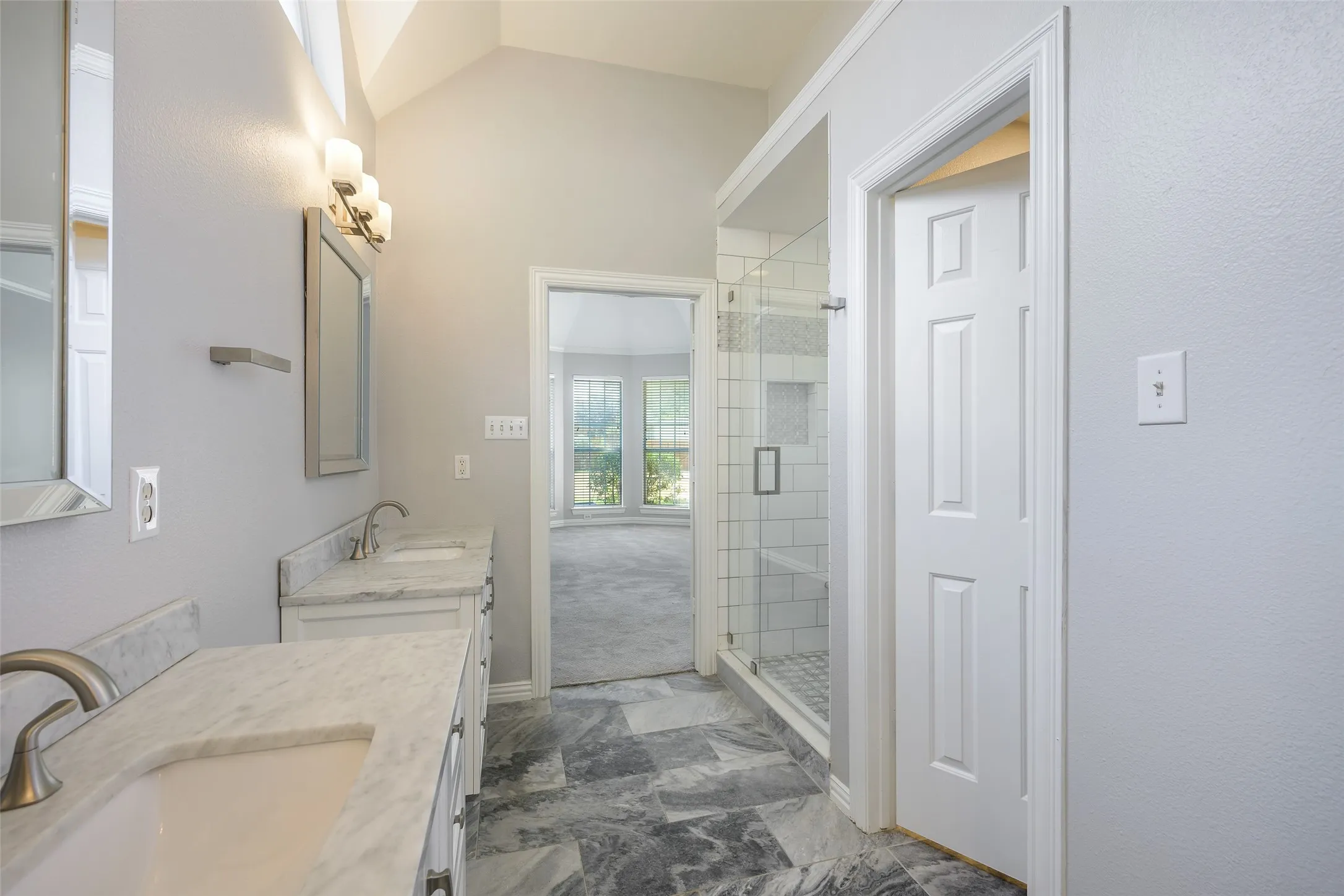 Single Family Residence For Sale in Collin County , 3912 Kimbrough Lane, Plano, Texas 75025, 4 Bedroom, 4 Bathroom, 2 Garage spaces, 2,812 Sqft, built in 1995, mls#21383936, Real Estate Agent in Plano, Homes For Sale in Collin county, Homes For Sale in Plano, Realtor in Plano Texas, Real Estate Brokerage Independent Realty Texas, Luminita Cordes Realtor