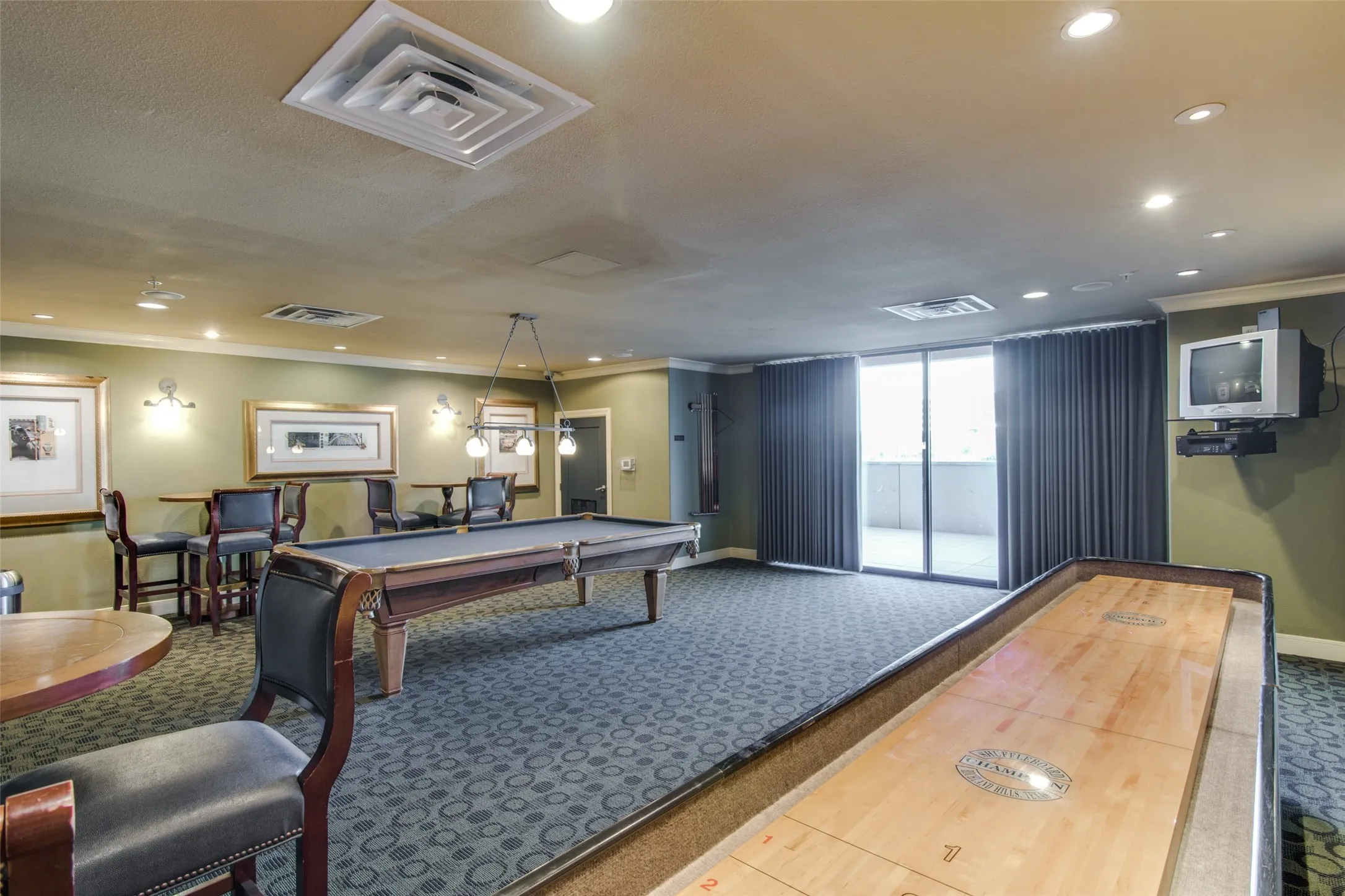 Condominium For Sale in Dallas County , 330 Las Colinas Boulevard E 924, Irving, Texas 75039, 2 Bedroom, 2 Bathroom, 2 Garage spaces, 1,459 Sqft, built in 2001, mls#21391487, Real Estate Agent in Irving, Homes For Sale in Dallas county, Homes For Sale in Irving, Realtor in Irving Texas, Real Estate Brokerage Independent Realty Texas, Luminita Cordes Realtor