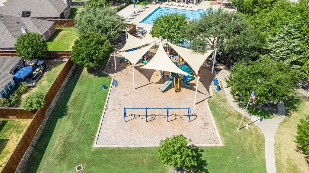 Single Family Residence For Sale in Collin County , 1320 Periwinkle Drive, Wylie, Texas 75098, 4 Bedroom, 2 Bathroom, 2 Garage spaces, 2,124 Sqft, built in 2004, mls#21390544, Real Estate Agent in Wylie, Homes For Sale in Collin county, Homes For Sale in Wylie, Realtor in Wylie Texas, Real Estate Brokerage Independent Realty Texas, Luminita Cordes Realtor