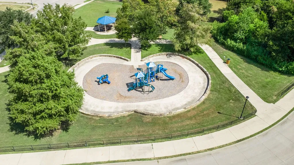 Single Family Residence For Sale in Collin County , 1320 Periwinkle Drive, Wylie, Texas 75098, 4 Bedroom, 2 Bathroom, 2 Garage spaces, 2,124 Sqft, built in 2004, mls#21390544, Real Estate Agent in Wylie, Homes For Sale in Collin county, Homes For Sale in Wylie, Realtor in Wylie Texas, Real Estate Brokerage Independent Realty Texas, Luminita Cordes Realtor