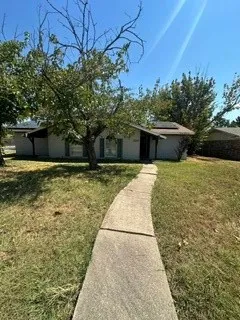Single Family Residence For Rent in Dallas County , 3614 Skyline Drive, Rowlett, Texas 75088, 4 Bedroom, 2 Bathroom, Garage spaces, 2,012 Sqft, built in 1972, mls#21391494, Real Estate Agent in Rowlett, Homes For Rent in Dallas county, Homes For Rent in Rowlett, Realtor in Rowlett Texas, Real Estate Brokerage Independent Realty Texas, Luminita Cordes Realtor