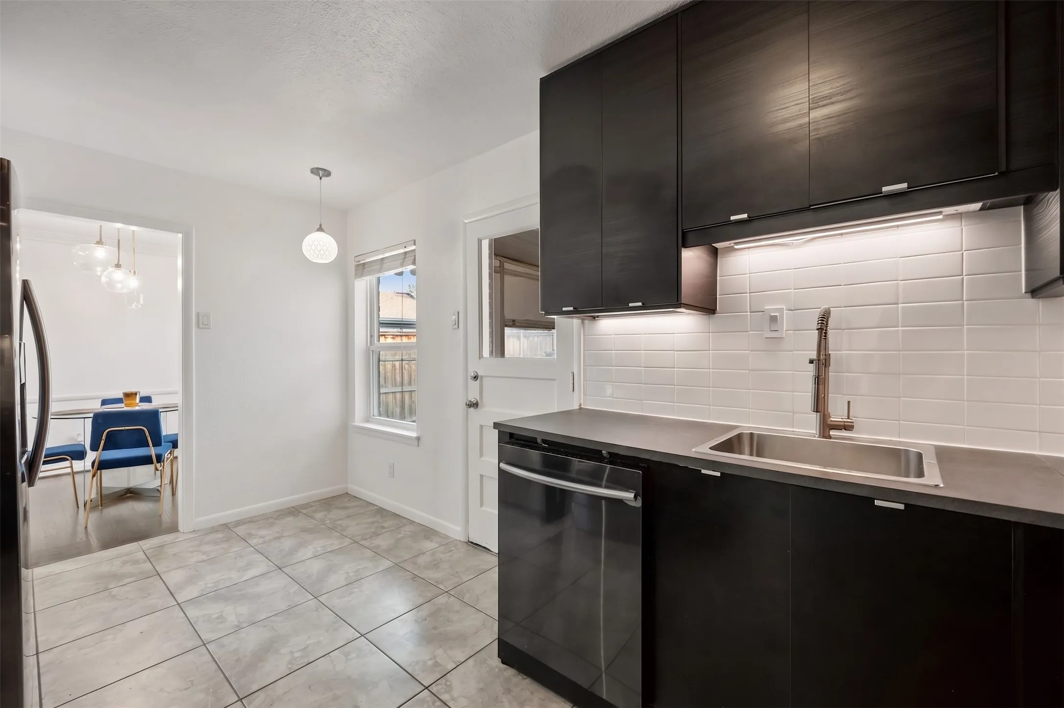 Single Family Residence For Sale in Dallas County , 3727 Hawick Lane, Dallas, Texas 75220, 3 Bedroom, 1 Bathroom, 2 Garage spaces, 1,420 Sqft, built in 1952, mls#21391336, Real Estate Agent in Dallas, Homes For Sale in Dallas county, Homes For Sale in Dallas, Realtor in Dallas Texas, Real Estate Brokerage Independent Realty Texas, Luminita Cordes Realtor