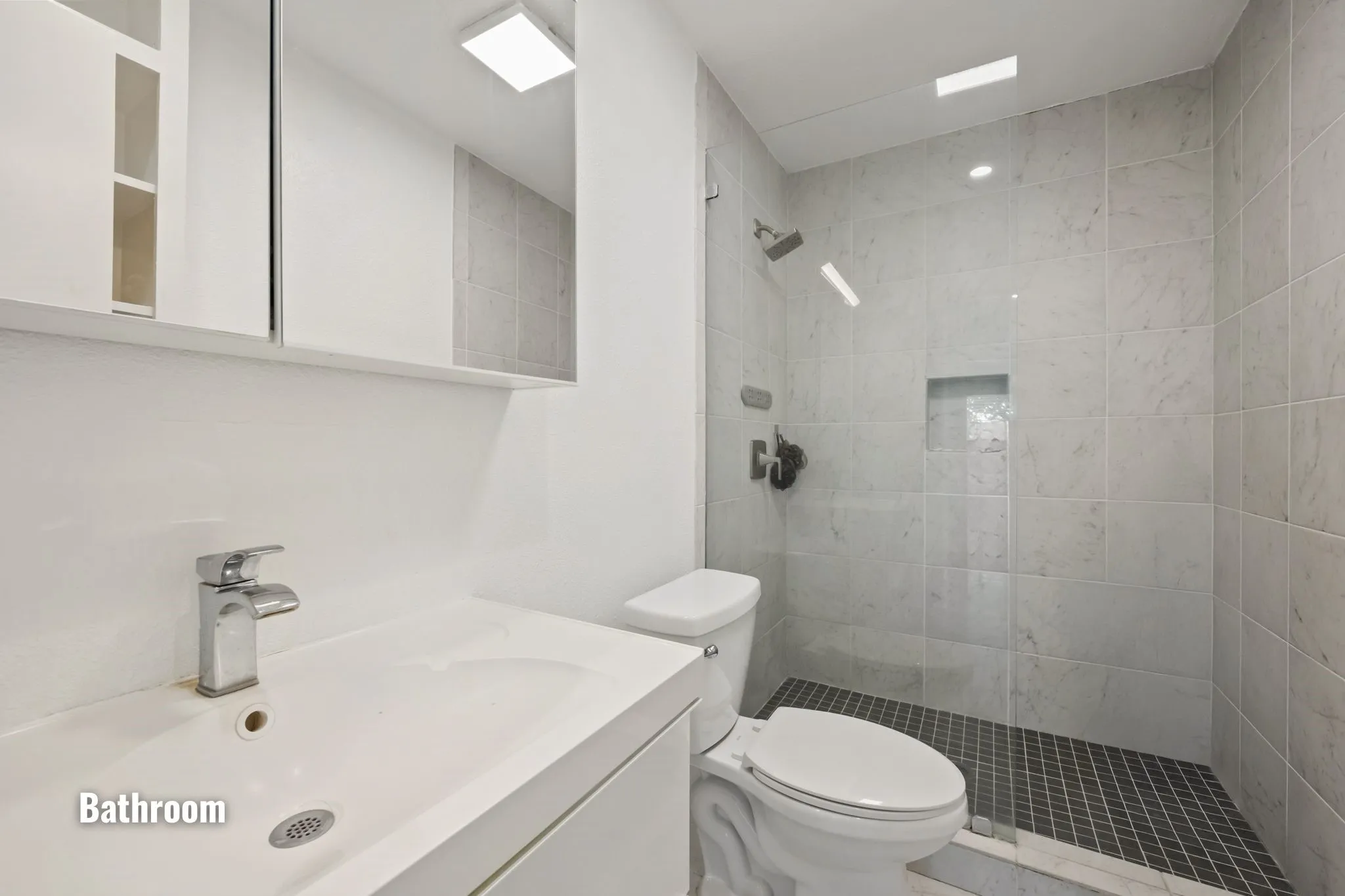 Single Family Residence For Sale in Dallas County , 3727 Hawick Lane, Dallas, Texas 75220, 3 Bedroom, 1 Bathroom, 2 Garage spaces, 1,420 Sqft, built in 1952, mls#21391336, Real Estate Agent in Dallas, Homes For Sale in Dallas county, Homes For Sale in Dallas, Realtor in Dallas Texas, Real Estate Brokerage Independent Realty Texas, Luminita Cordes Realtor