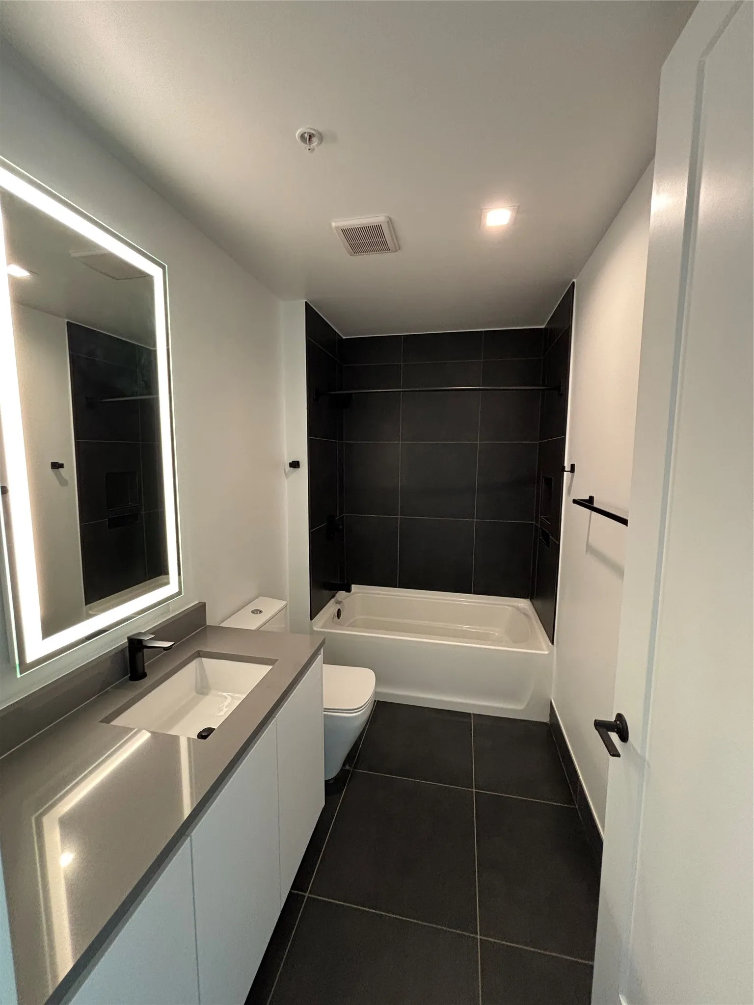 Apartment For Rent in Dallas County , 1801 N Pearl Street 3909, Dallas, Texas 75201, 2 Bedroom, 3 Bathroom, 2 Garage spaces, 1,459 Sqft, built in 2021, mls#21391496, Real Estate Agent in Dallas, Homes For Rent in Dallas county, Homes For Rent in Dallas, Realtor in Dallas Texas, Real Estate Brokerage Independent Realty Texas, Luminita Cordes Realtor