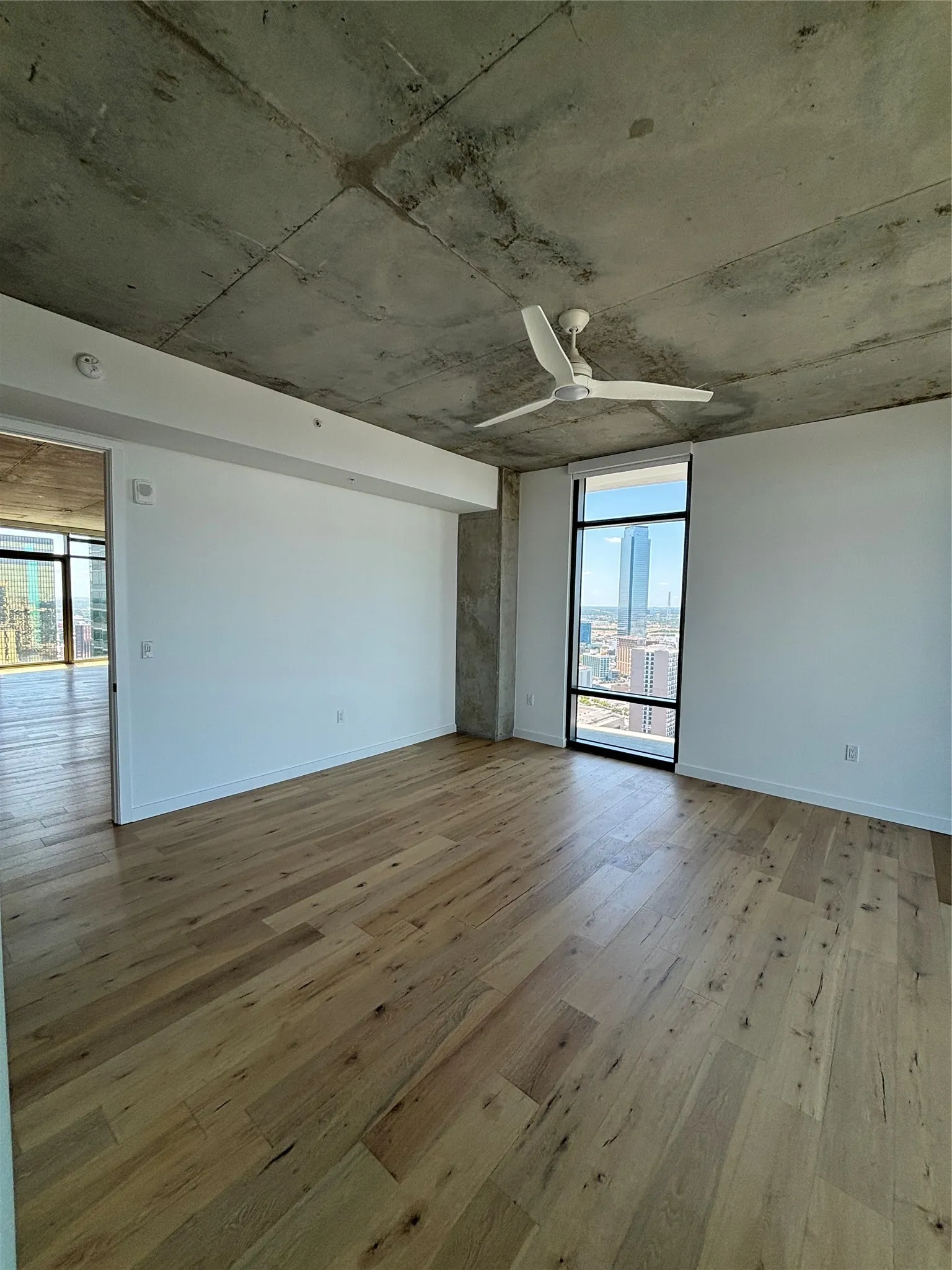 Apartment For Rent in Dallas County , 1801 N Pearl Street 3909, Dallas, Texas 75201, 2 Bedroom, 3 Bathroom, 2 Garage spaces, 1,459 Sqft, built in 2021, mls#21391496, Real Estate Agent in Dallas, Homes For Rent in Dallas county, Homes For Rent in Dallas, Realtor in Dallas Texas, Real Estate Brokerage Independent Realty Texas, Luminita Cordes Realtor