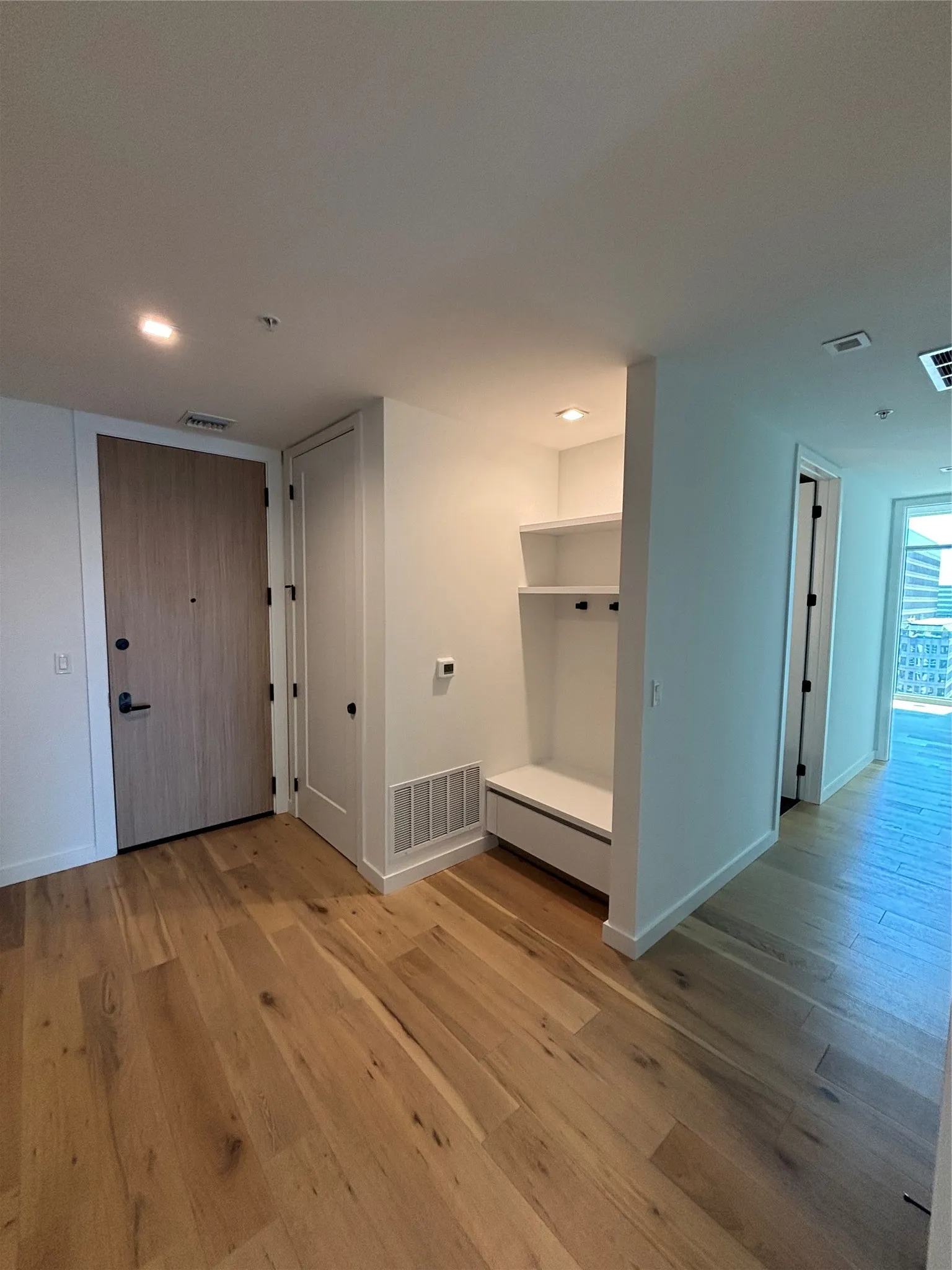 Apartment For Rent in Dallas County , 1801 N Pearl Street 3909, Dallas, Texas 75201, 2 Bedroom, 3 Bathroom, 2 Garage spaces, 1,459 Sqft, built in 2021, mls#21391496, Real Estate Agent in Dallas, Homes For Rent in Dallas county, Homes For Rent in Dallas, Realtor in Dallas Texas, Real Estate Brokerage Independent Realty Texas, Luminita Cordes Realtor