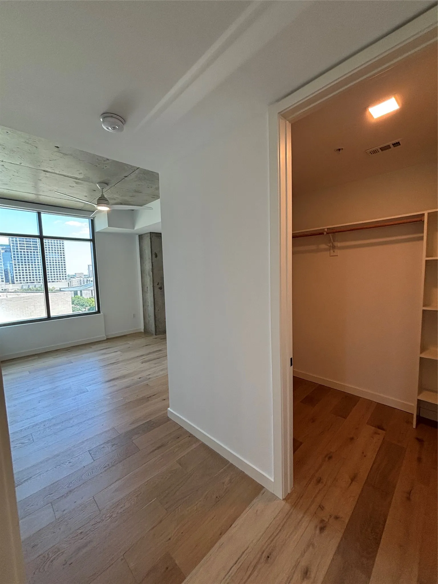 Apartment For Rent in Dallas County , 1801 N Pearl Street 3909, Dallas, Texas 75201, 2 Bedroom, 3 Bathroom, 2 Garage spaces, 1,459 Sqft, built in 2021, mls#21391496, Real Estate Agent in Dallas, Homes For Rent in Dallas county, Homes For Rent in Dallas, Realtor in Dallas Texas, Real Estate Brokerage Independent Realty Texas, Luminita Cordes Realtor