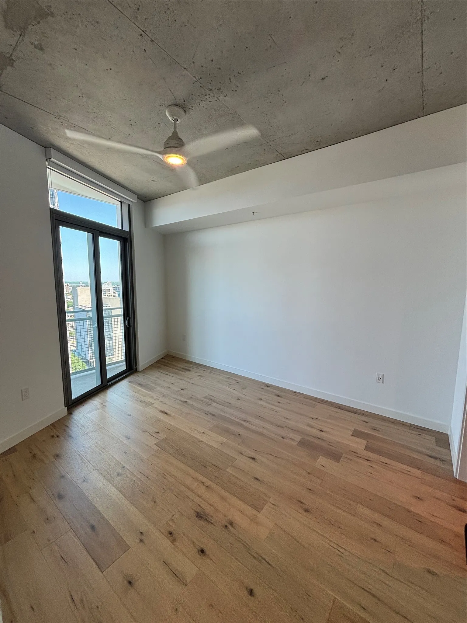 Apartment For Rent in Dallas County , 1801 N Pearl Street 3110, Dallas, Texas 75201, 3 Bedroom, 2 Bathroom, 3 Garage spaces, 1,396 Sqft, built in 2021, mls#21391499, Real Estate Agent in Dallas, Homes For Rent in Dallas county, Homes For Rent in Dallas, Realtor in Dallas Texas, Real Estate Brokerage Independent Realty Texas, Luminita Cordes Realtor