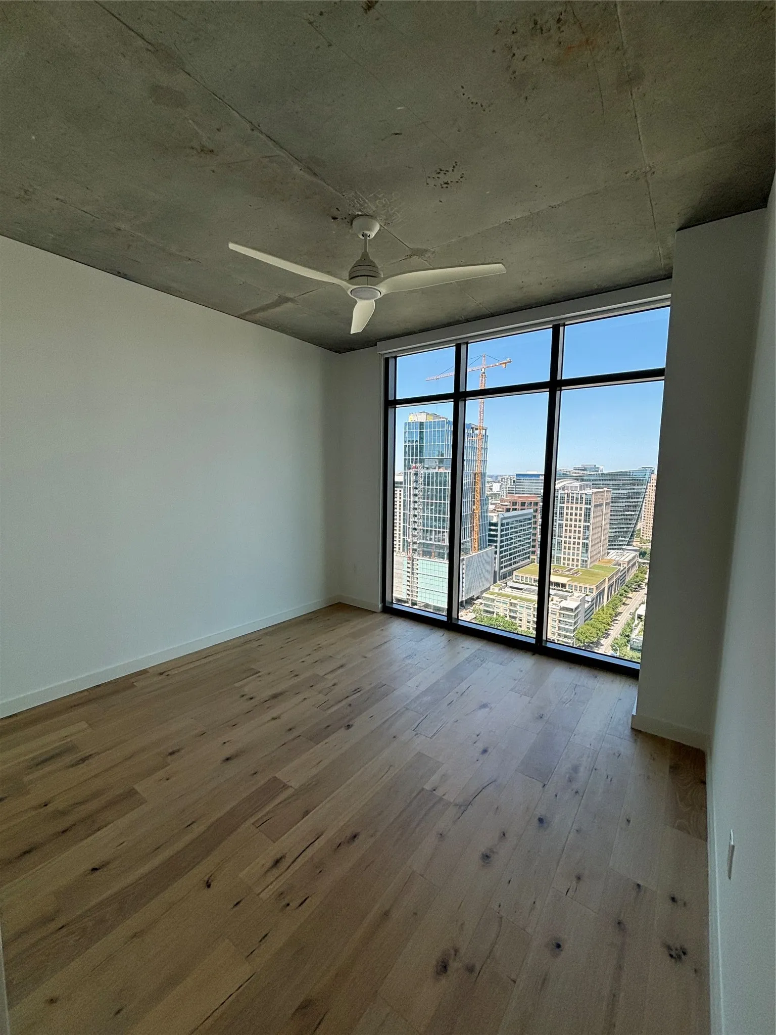 Apartment For Rent in Dallas County , 1801 N Pearl Street 3110, Dallas, Texas 75201, 3 Bedroom, 2 Bathroom, 3 Garage spaces, 1,396 Sqft, built in 2021, mls#21391499, Real Estate Agent in Dallas, Homes For Rent in Dallas county, Homes For Rent in Dallas, Realtor in Dallas Texas, Real Estate Brokerage Independent Realty Texas, Luminita Cordes Realtor