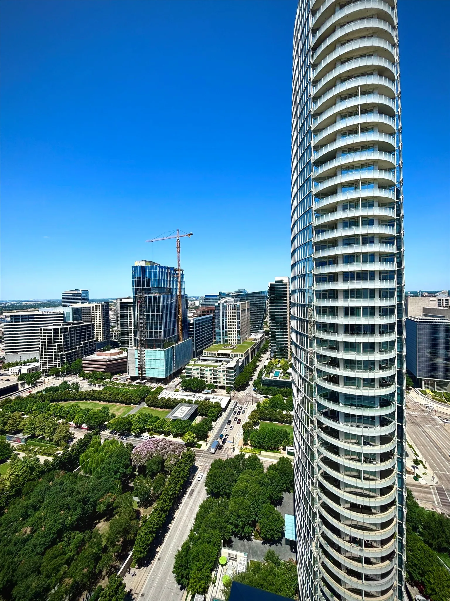 Apartment For Rent in Dallas County , 1801 N Pearl Street 3110, Dallas, Texas 75201, 3 Bedroom, 2 Bathroom, 3 Garage spaces, 1,396 Sqft, built in 2021, mls#21391499, Real Estate Agent in Dallas, Homes For Rent in Dallas county, Homes For Rent in Dallas, Realtor in Dallas Texas, Real Estate Brokerage Independent Realty Texas, Luminita Cordes Realtor
