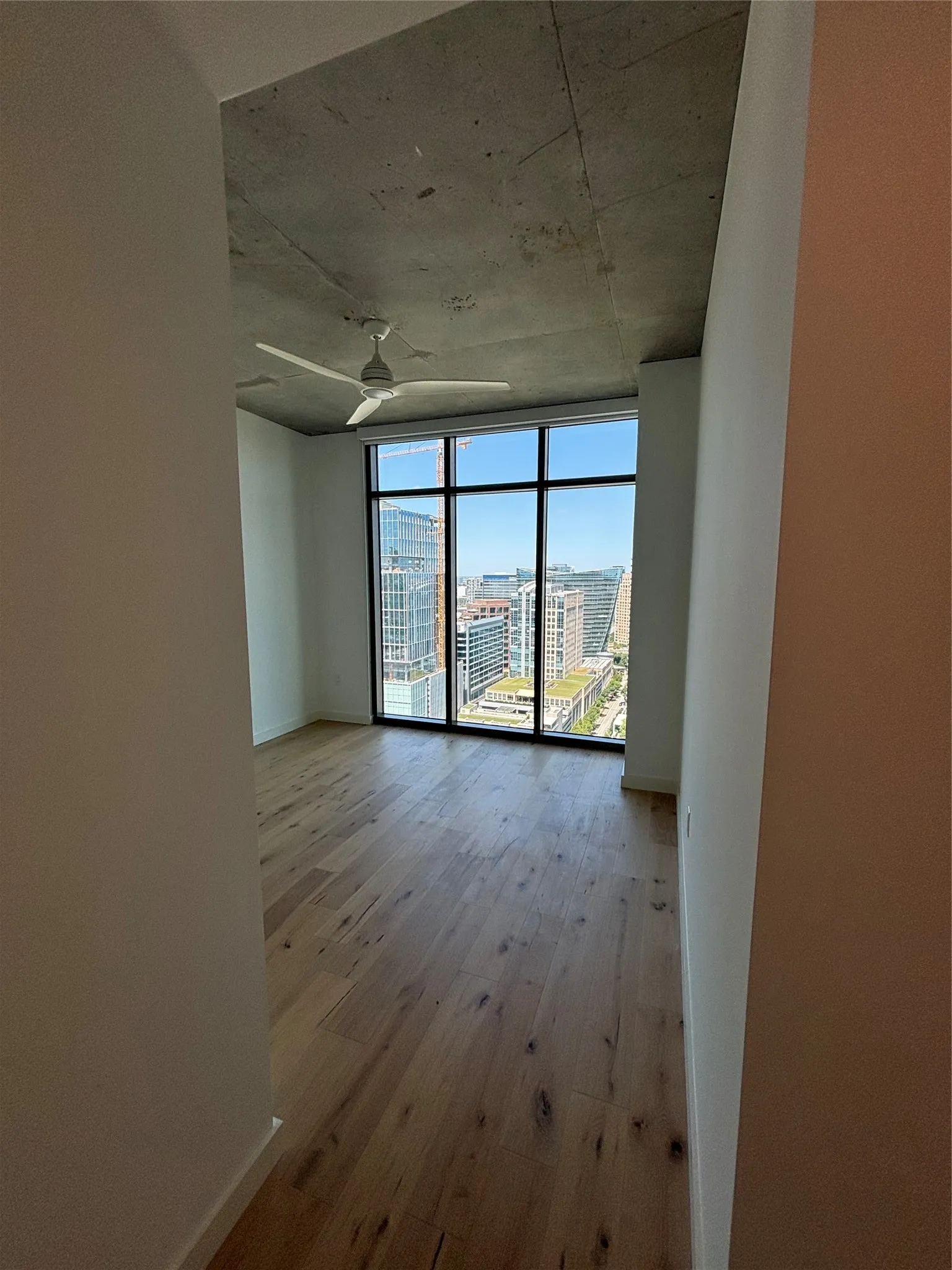 Apartment For Rent in Dallas County , 1801 N Pearl Street 3110, Dallas, Texas 75201, 3 Bedroom, 2 Bathroom, 3 Garage spaces, 1,396 Sqft, built in 2021, mls#21391499, Real Estate Agent in Dallas, Homes For Rent in Dallas county, Homes For Rent in Dallas, Realtor in Dallas Texas, Real Estate Brokerage Independent Realty Texas, Luminita Cordes Realtor
