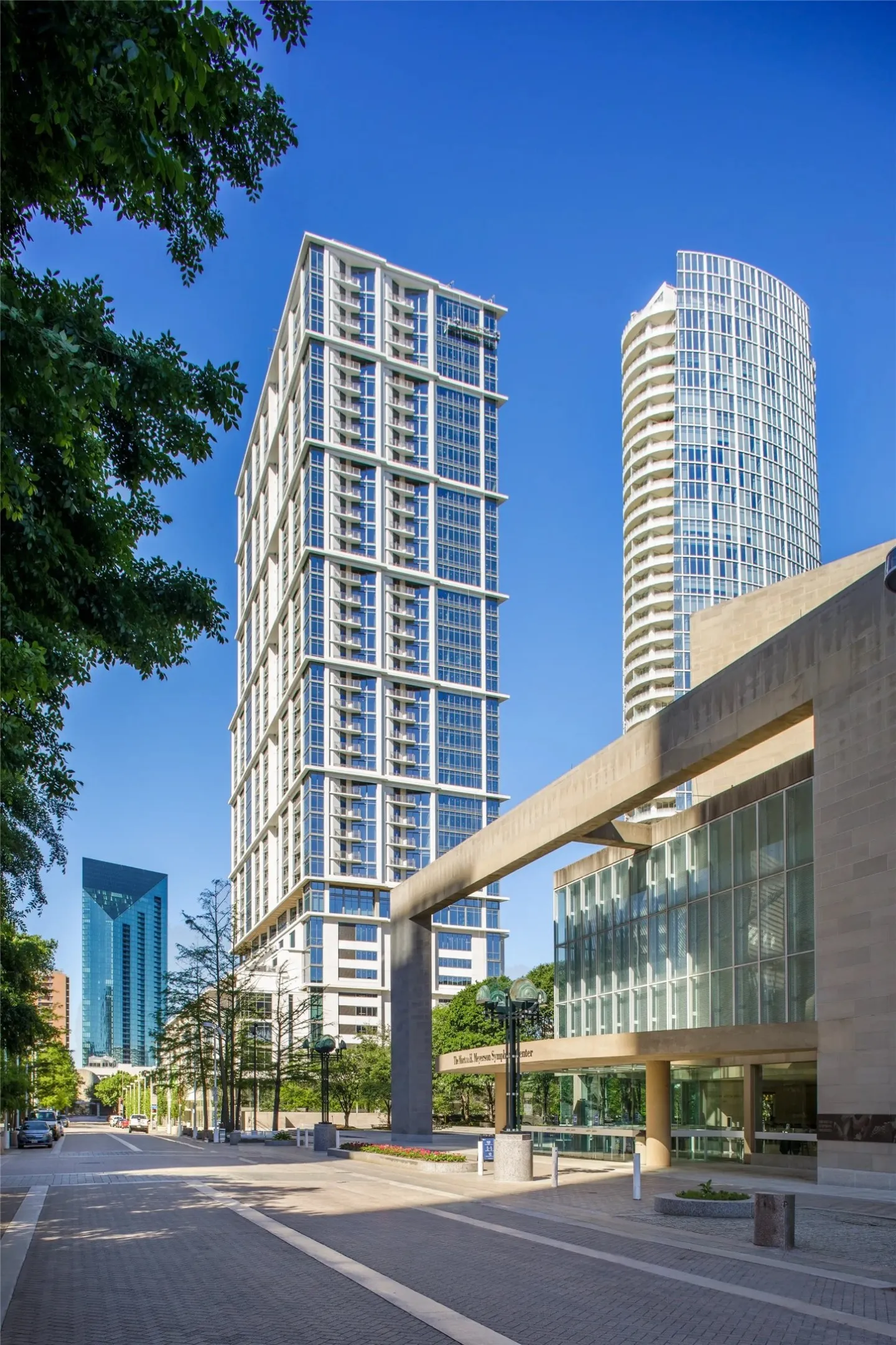 Apartment For Rent in Dallas County , 1801 N Pearl Street 3606, Dallas, Texas 75201, 2 Bedroom, 2 Bathroom, 2 Garage spaces, 1,149 Sqft, built in 2021, mls#21391502, Real Estate Agent in Dallas, Homes For Rent in Dallas county, Homes For Rent in Dallas, Realtor in Dallas Texas, Real Estate Brokerage Independent Realty Texas, Luminita Cordes Realtor