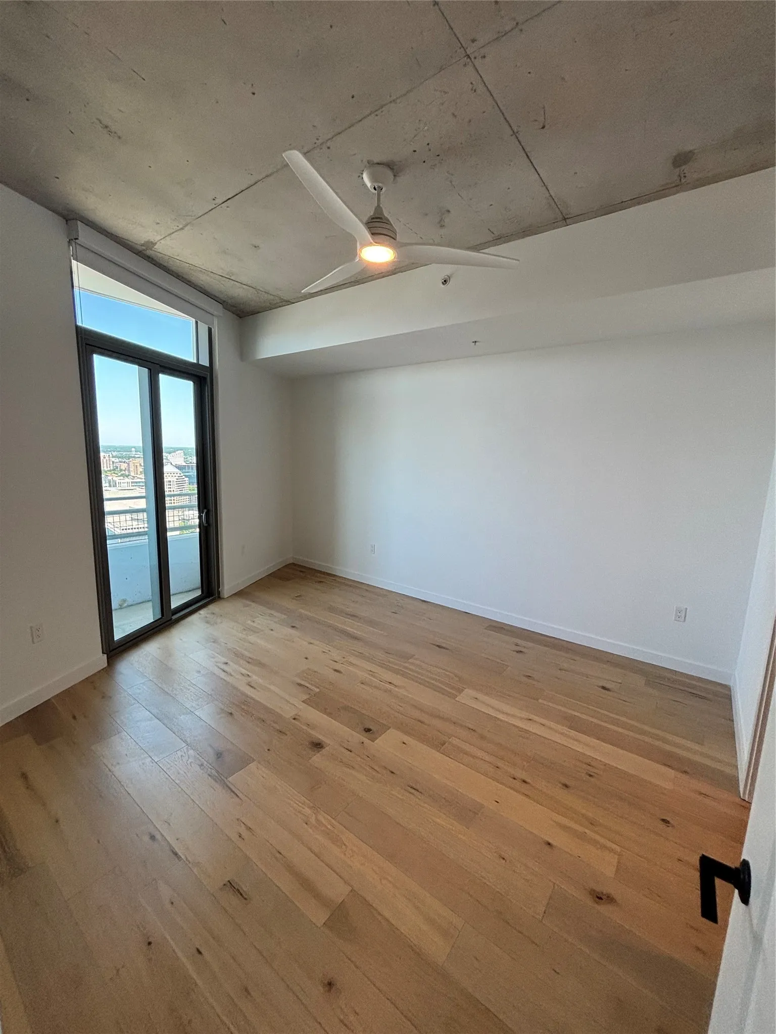 Apartment For Rent in Dallas County , 1801 N Pearl Street 3606, Dallas, Texas 75201, 2 Bedroom, 2 Bathroom, 2 Garage spaces, 1,149 Sqft, built in 2021, mls#21391502, Real Estate Agent in Dallas, Homes For Rent in Dallas county, Homes For Rent in Dallas, Realtor in Dallas Texas, Real Estate Brokerage Independent Realty Texas, Luminita Cordes Realtor