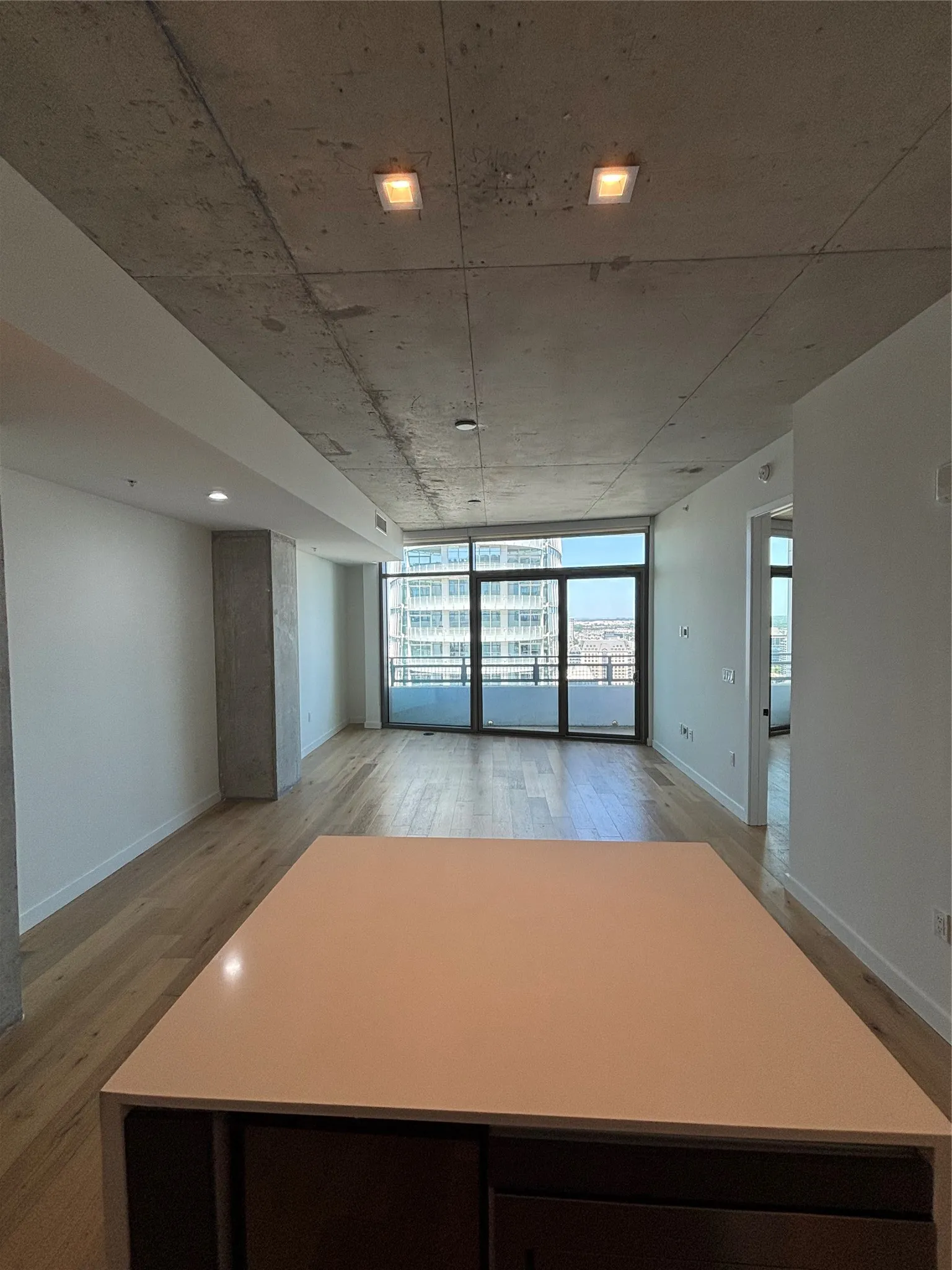 Apartment For Rent in Dallas County , 1801 N Pearl Street 3606, Dallas, Texas 75201, 2 Bedroom, 2 Bathroom, 2 Garage spaces, 1,149 Sqft, built in 2021, mls#21391502, Real Estate Agent in Dallas, Homes For Rent in Dallas county, Homes For Rent in Dallas, Realtor in Dallas Texas, Real Estate Brokerage Independent Realty Texas, Luminita Cordes Realtor