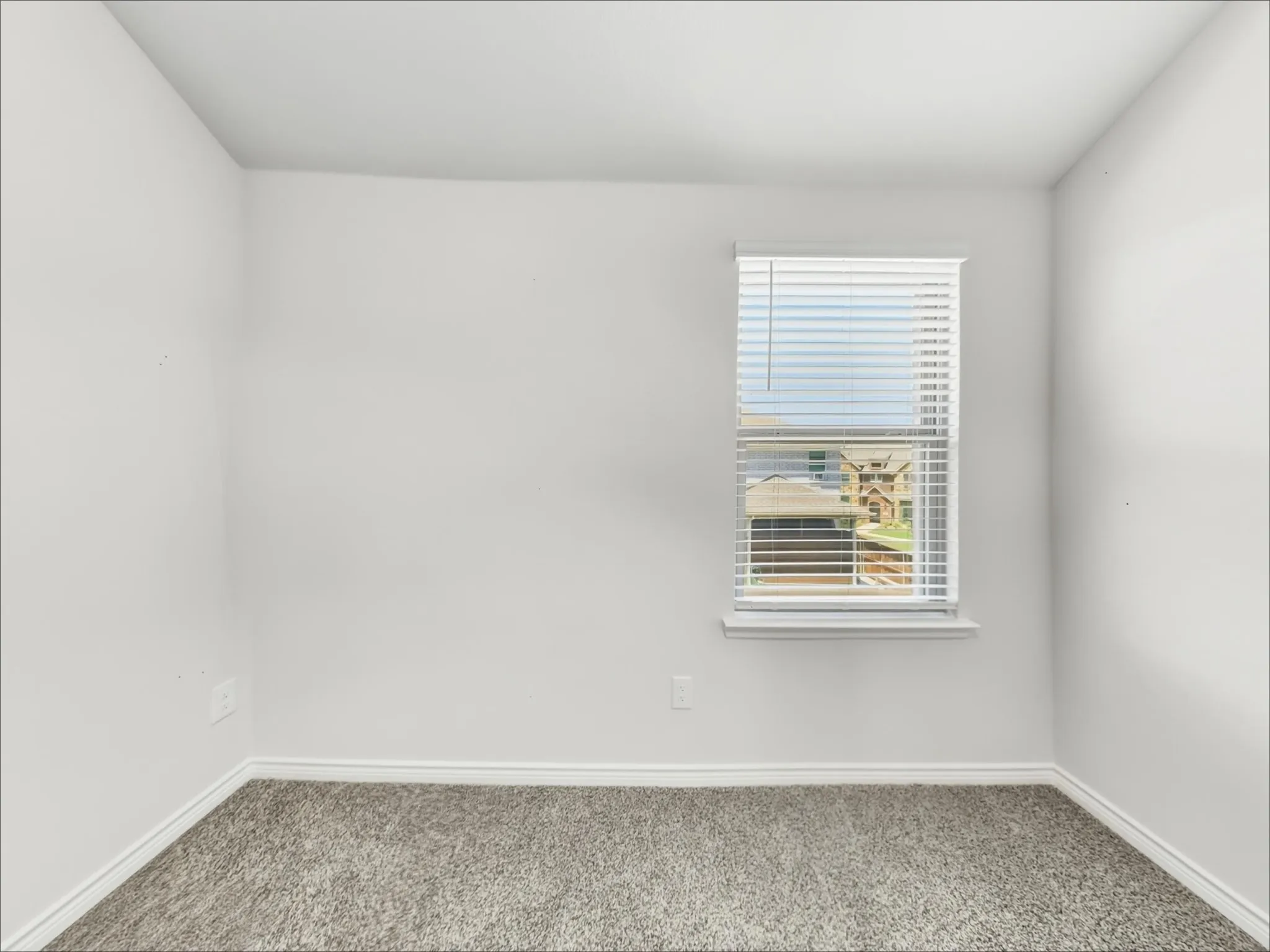 Townhouse For Rent in Dallas County , 2005 Buffalo Hill Drive, Mesquite, Texas 75149, 3 Bedroom, 3 Bathroom, 2 Garage spaces, 1,691 Sqft, built in 2022, mls#21391505, Real Estate Agent in Mesquite, Homes For Rent in Dallas county, Homes For Rent in Mesquite, Realtor in Mesquite Texas, Real Estate Brokerage Independent Realty Texas, Luminita Cordes Realtor