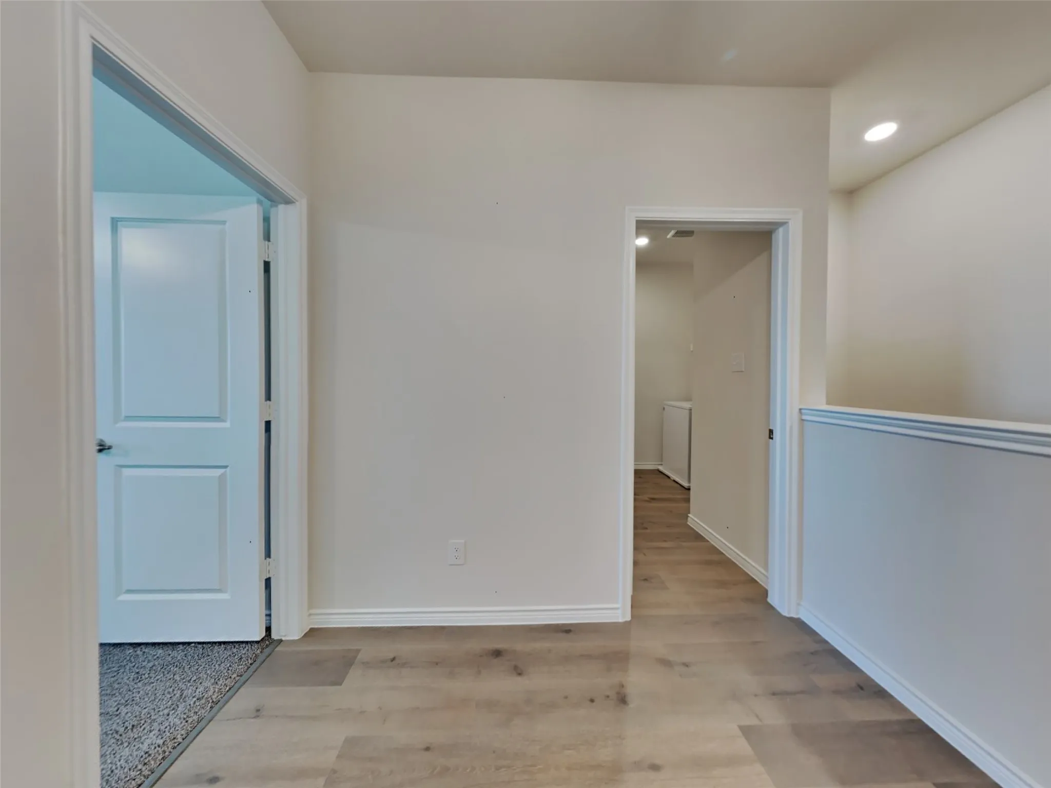 Townhouse For Rent in Dallas County , 2005 Buffalo Hill Drive, Mesquite, Texas 75149, 3 Bedroom, 3 Bathroom, 2 Garage spaces, 1,691 Sqft, built in 2022, mls#21391505, Real Estate Agent in Mesquite, Homes For Rent in Dallas county, Homes For Rent in Mesquite, Realtor in Mesquite Texas, Real Estate Brokerage Independent Realty Texas, Luminita Cordes Realtor