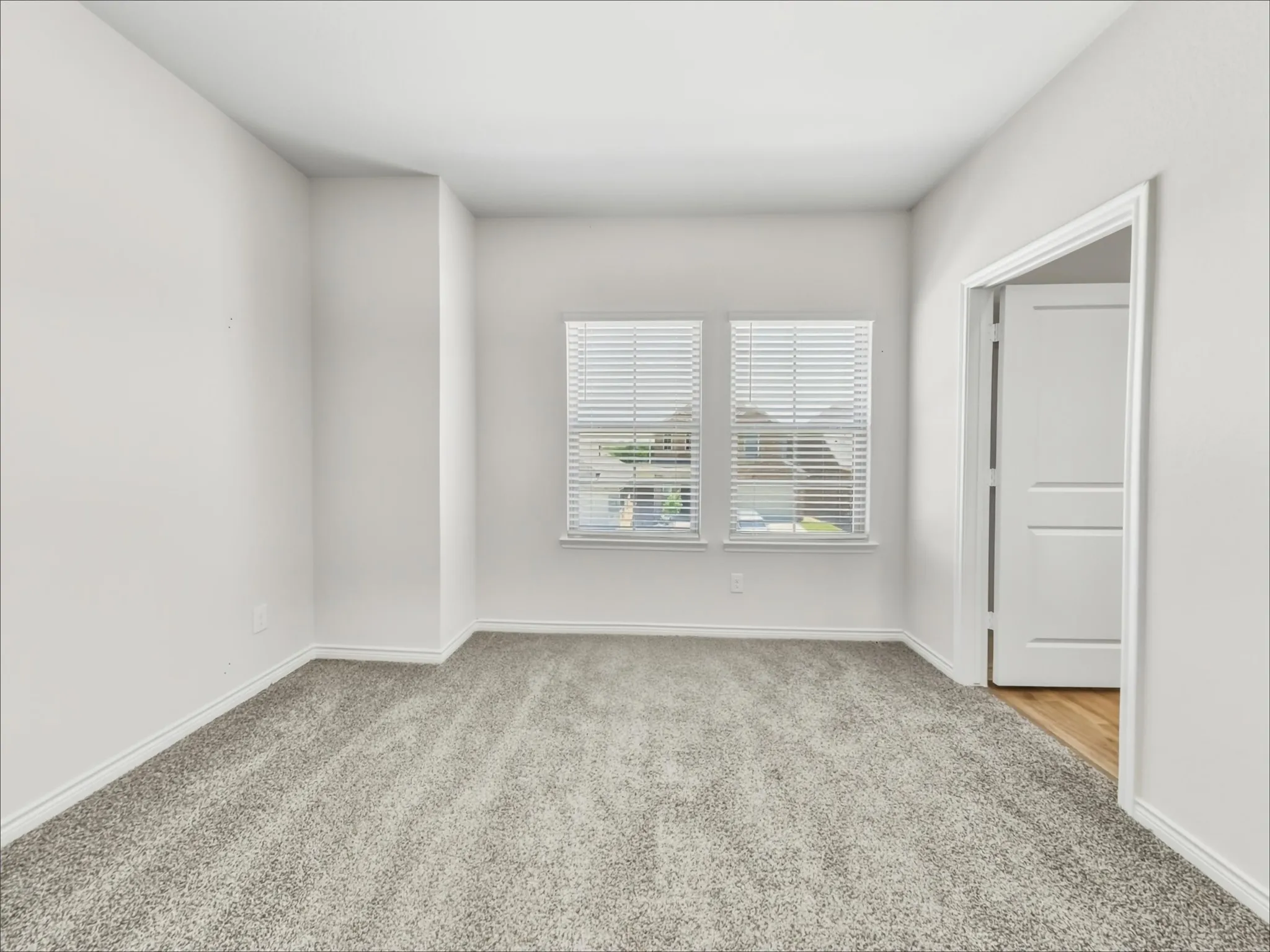 Townhouse For Rent in Dallas County , 2005 Buffalo Hill Drive, Mesquite, Texas 75149, 3 Bedroom, 3 Bathroom, 2 Garage spaces, 1,691 Sqft, built in 2022, mls#21391505, Real Estate Agent in Mesquite, Homes For Rent in Dallas county, Homes For Rent in Mesquite, Realtor in Mesquite Texas, Real Estate Brokerage Independent Realty Texas, Luminita Cordes Realtor