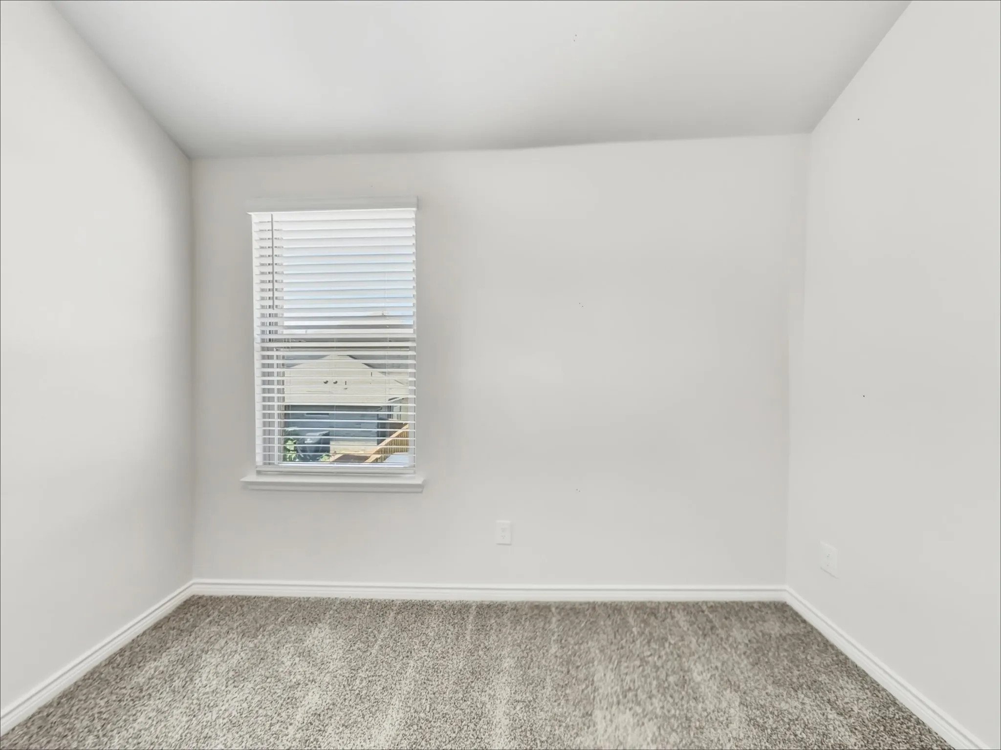 Townhouse For Rent in Dallas County , 2005 Buffalo Hill Drive, Mesquite, Texas 75149, 3 Bedroom, 3 Bathroom, 2 Garage spaces, 1,691 Sqft, built in 2022, mls#21391505, Real Estate Agent in Mesquite, Homes For Rent in Dallas county, Homes For Rent in Mesquite, Realtor in Mesquite Texas, Real Estate Brokerage Independent Realty Texas, Luminita Cordes Realtor