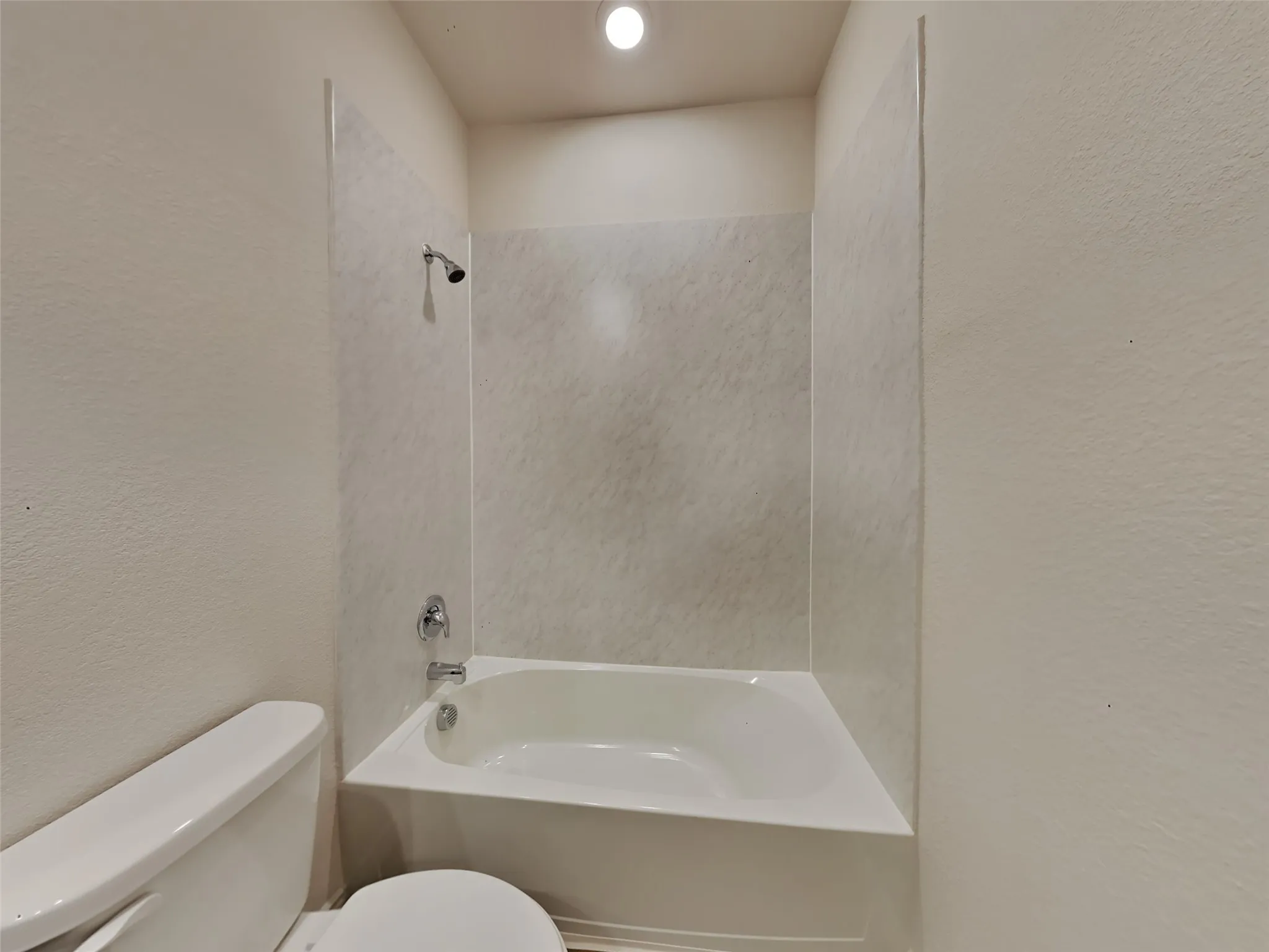 Townhouse For Rent in Dallas County , 2005 Buffalo Hill Drive, Mesquite, Texas 75149, 3 Bedroom, 3 Bathroom, 2 Garage spaces, 1,691 Sqft, built in 2022, mls#21391505, Real Estate Agent in Mesquite, Homes For Rent in Dallas county, Homes For Rent in Mesquite, Realtor in Mesquite Texas, Real Estate Brokerage Independent Realty Texas, Luminita Cordes Realtor