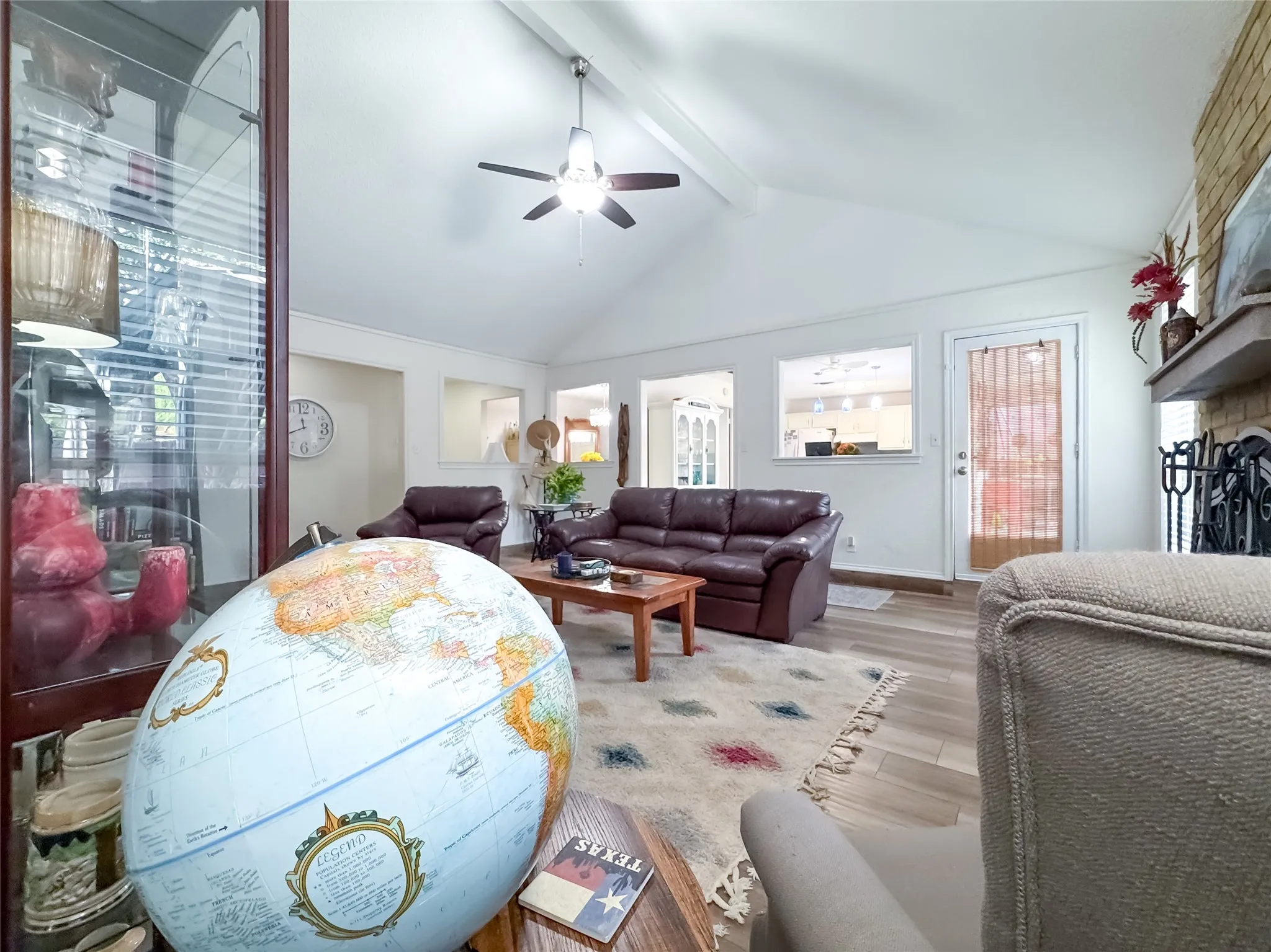 Single Family Residence For Sale in Tarrant County , 4805 Bonneville Drive, Arlington, Texas 76016, 3 Bedroom, 2 Bathroom, 2 Garage spaces, 1,853 Sqft, built in 1975, mls#21391522, Real Estate Agent in Arlington, Homes For Sale in Tarrant county, Homes For Sale in Arlington, Realtor in Arlington Texas, Real Estate Brokerage Independent Realty Texas, Luminita Cordes Realtor