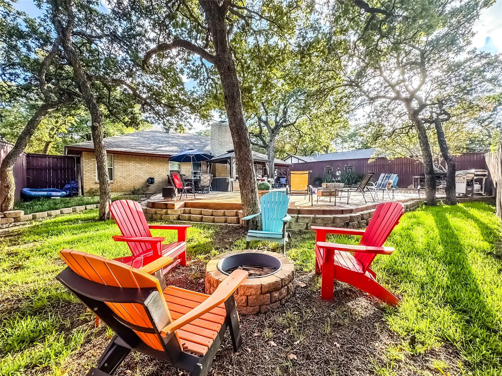 Single Family Residence For Sale in Tarrant County , 4805 Bonneville Drive, Arlington, Texas 76016, 3 Bedroom, 2 Bathroom, 2 Garage spaces, 1,853 Sqft, built in 1975, mls#21391522, Real Estate Agent in Arlington, Homes For Sale in Tarrant county, Homes For Sale in Arlington, Realtor in Arlington Texas, Real Estate Brokerage Independent Realty Texas, Luminita Cordes Realtor