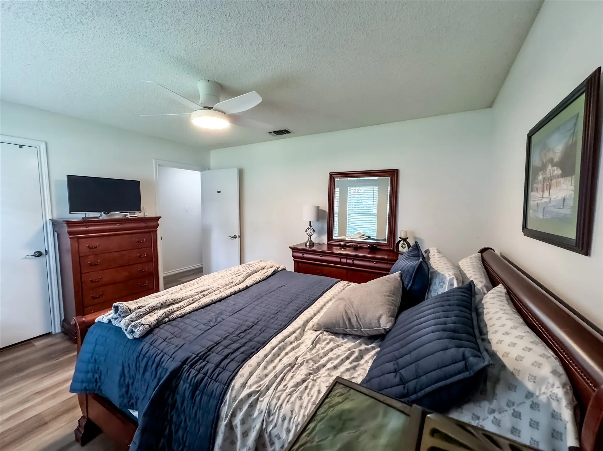 Single Family Residence For Sale in Tarrant County , 4805 Bonneville Drive, Arlington, Texas 76016, 3 Bedroom, 2 Bathroom, 2 Garage spaces, 1,853 Sqft, built in 1975, mls#21391522, Real Estate Agent in Arlington, Homes For Sale in Tarrant county, Homes For Sale in Arlington, Realtor in Arlington Texas, Real Estate Brokerage Independent Realty Texas, Luminita Cordes Realtor