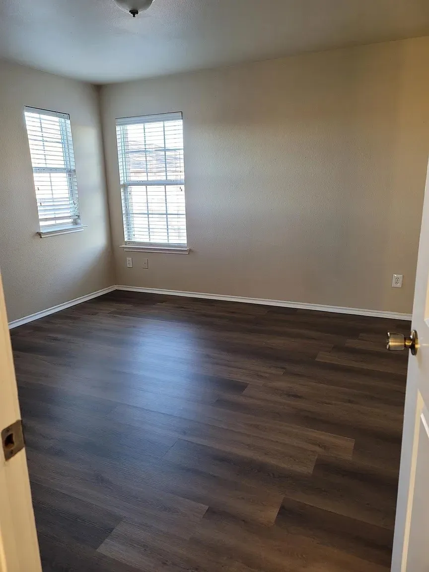 Single Family Residence For Rent in Dallas County , 4706 Maritime Cove, Garland, Texas 75043, 3 Bedroom, 3 Bathroom, 2 Garage spaces, 2,354 Sqft, built in 2005, mls#21391523, Real Estate Agent in Garland, Homes For Rent in Dallas county, Homes For Rent in Garland, Realtor in Garland Texas, Real Estate Brokerage Independent Realty Texas, Luminita Cordes Realtor