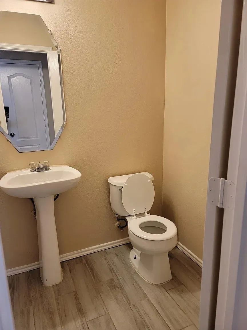 Single Family Residence For Rent in Dallas County , 4706 Maritime Cove, Garland, Texas 75043, 3 Bedroom, 3 Bathroom, 2 Garage spaces, 2,354 Sqft, built in 2005, mls#21391523, Real Estate Agent in Garland, Homes For Rent in Dallas county, Homes For Rent in Garland, Realtor in Garland Texas, Real Estate Brokerage Independent Realty Texas, Luminita Cordes Realtor