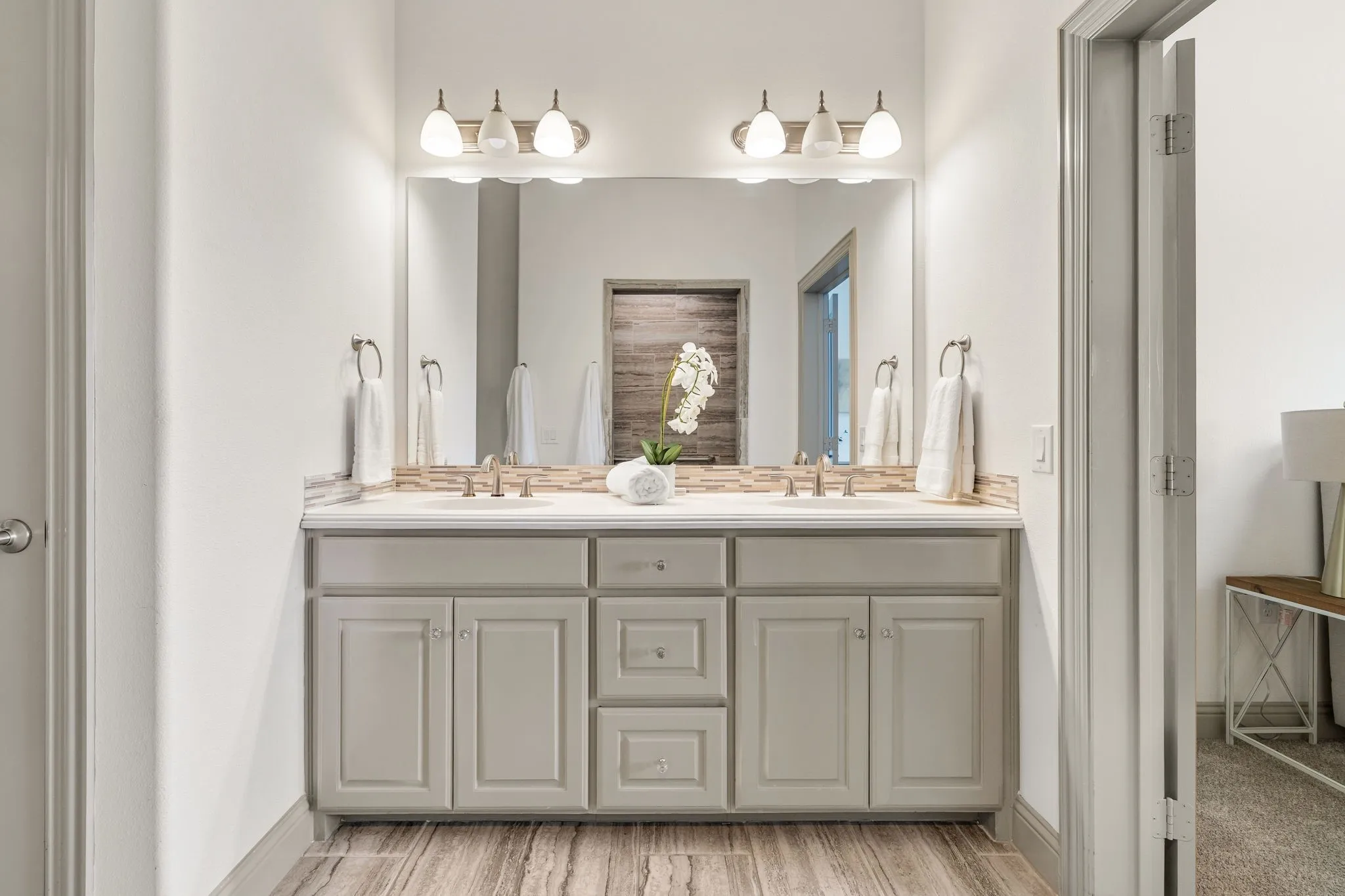 Townhouse For Sale in Denton County , 4090 Pequin Drive, Prosper, Texas 75078, 3 Bedroom, 3 Bathroom, 2 Garage spaces, 2,078 Sqft, built in 2017, mls#21391529, Real Estate Agent in Prosper, Homes For Sale in Denton county, Homes For Sale in Prosper, Realtor in Prosper Texas, Real Estate Brokerage Independent Realty Texas, Luminita Cordes Realtor