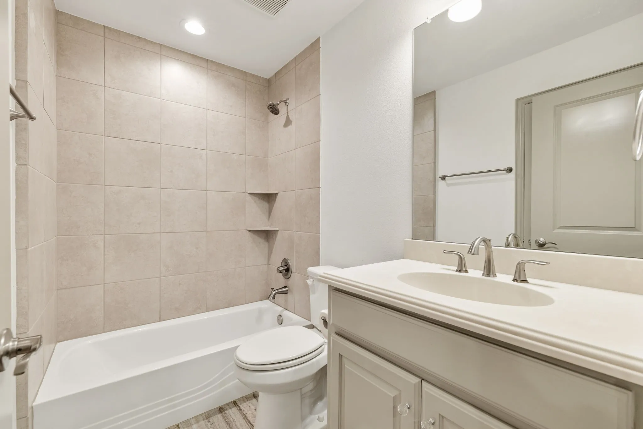 Upstairs Bath