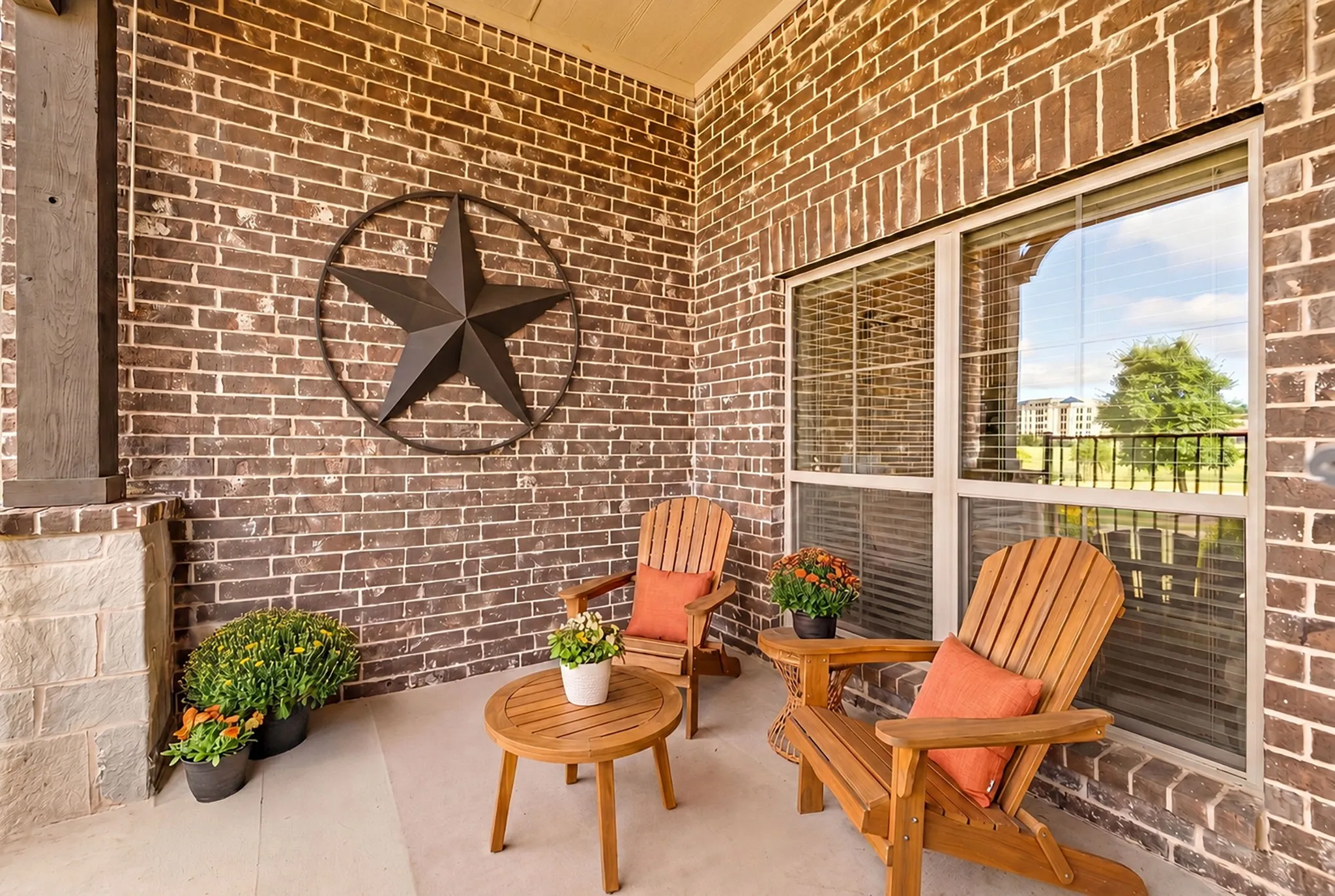 Townhouse For Sale in Denton County , 4090 Pequin Drive, Prosper, Texas 75078, 3 Bedroom, 3 Bathroom, 2 Garage spaces, 2,078 Sqft, built in 2017, mls#21391529, Real Estate Agent in Prosper, Homes For Sale in Denton county, Homes For Sale in Prosper, Realtor in Prosper Texas, Real Estate Brokerage Independent Realty Texas, Luminita Cordes Realtor