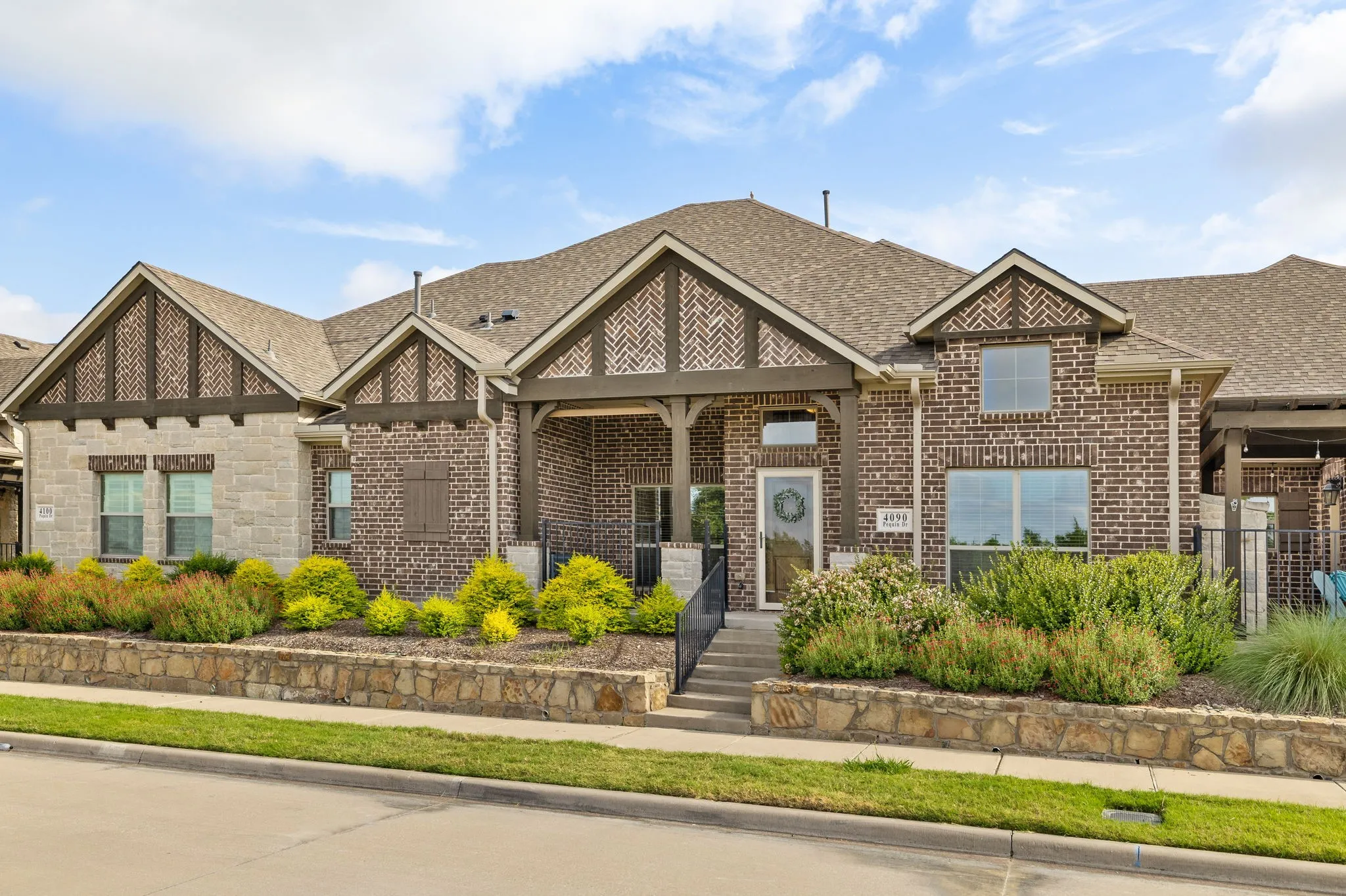 Townhouse For Sale in Denton County , 4090 Pequin Drive, Prosper, Texas 75078, 3 Bedroom, 3 Bathroom, 2 Garage spaces, 2,078 Sqft, built in 2017, mls#21391529, Real Estate Agent in Prosper, Homes For Sale in Denton county, Homes For Sale in Prosper, Realtor in Prosper Texas, Real Estate Brokerage Independent Realty Texas, Luminita Cordes Realtor